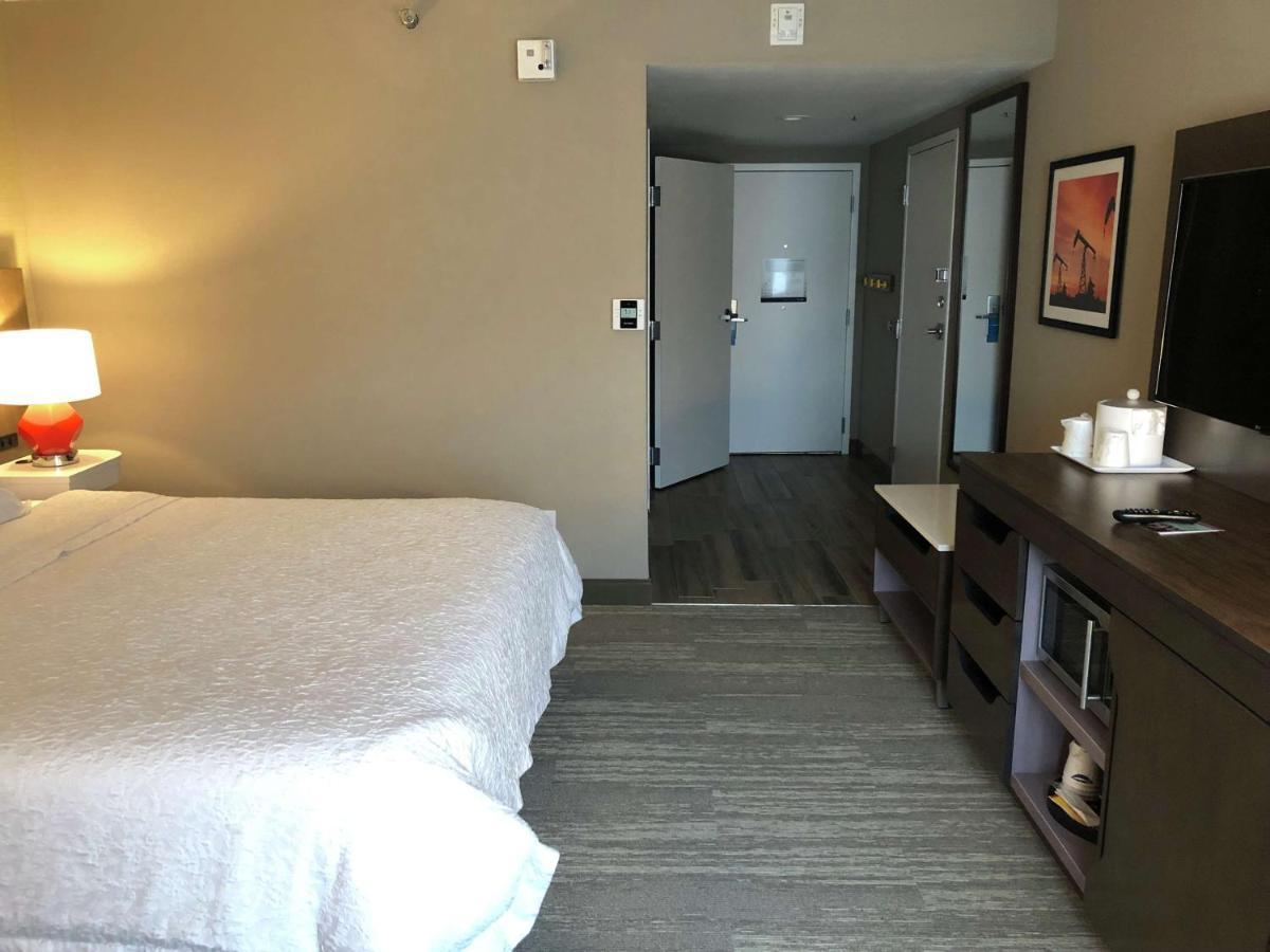 King Room Roll Shower Mobility Access or Non-Smoking,1278398269:JPEG