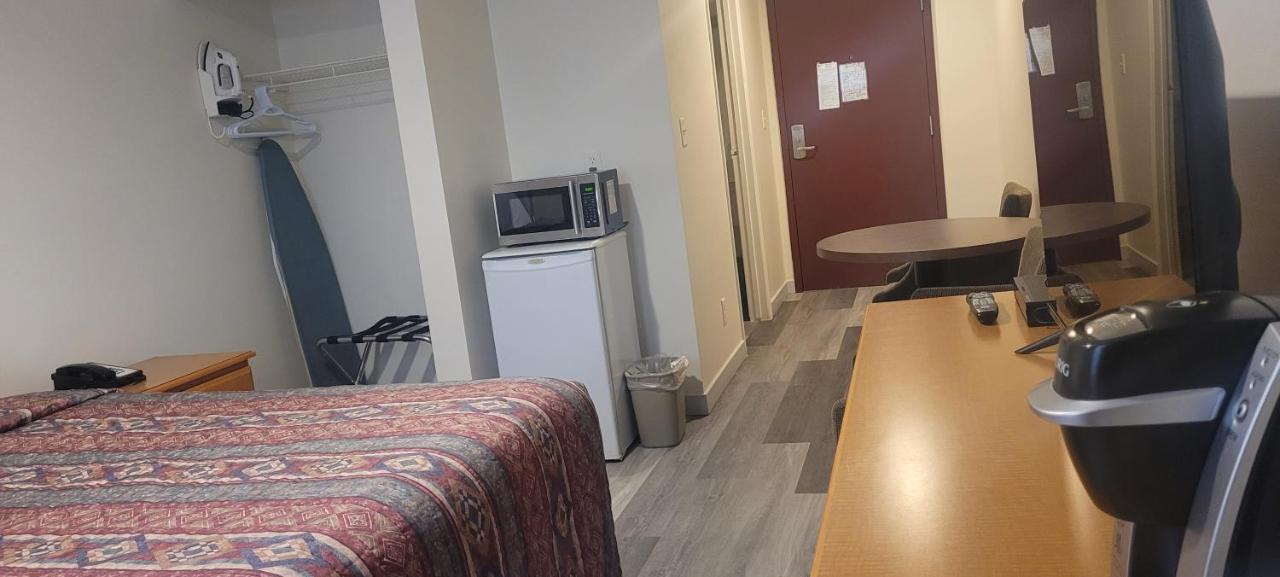 Large Single Room,1498766419:JPEG