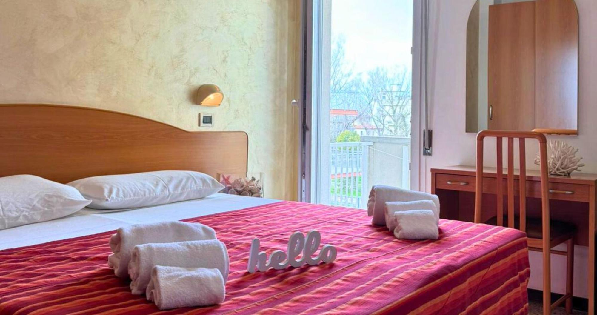 Standard Double or Twin Room,1500978634:JPEG