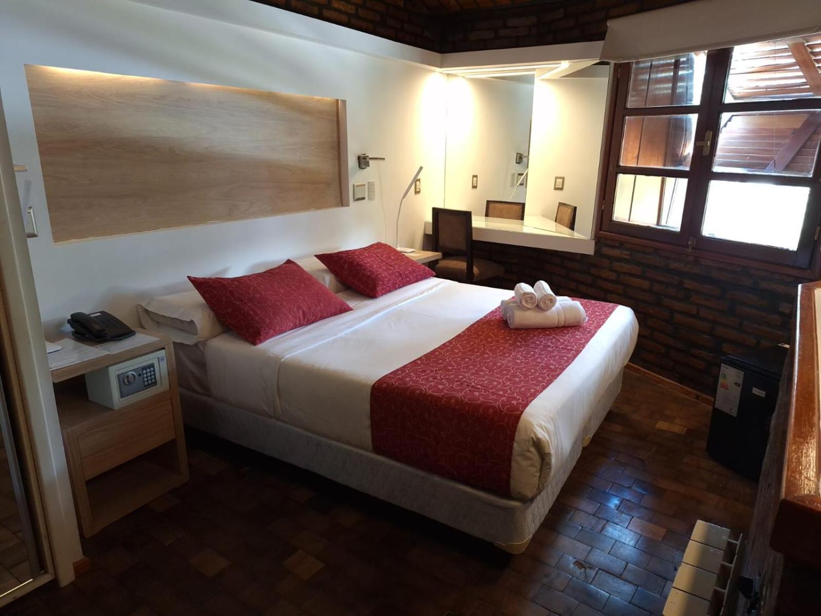 Double or Twin Room,403665090:JPEG