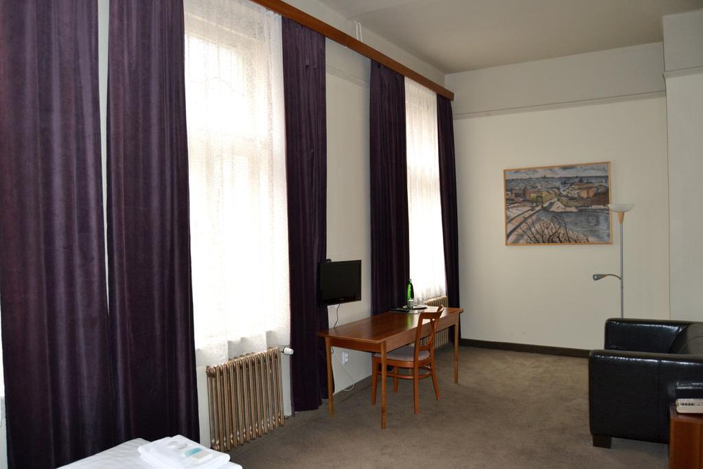 Superior Double or Twin Room,1186414423:JPEG