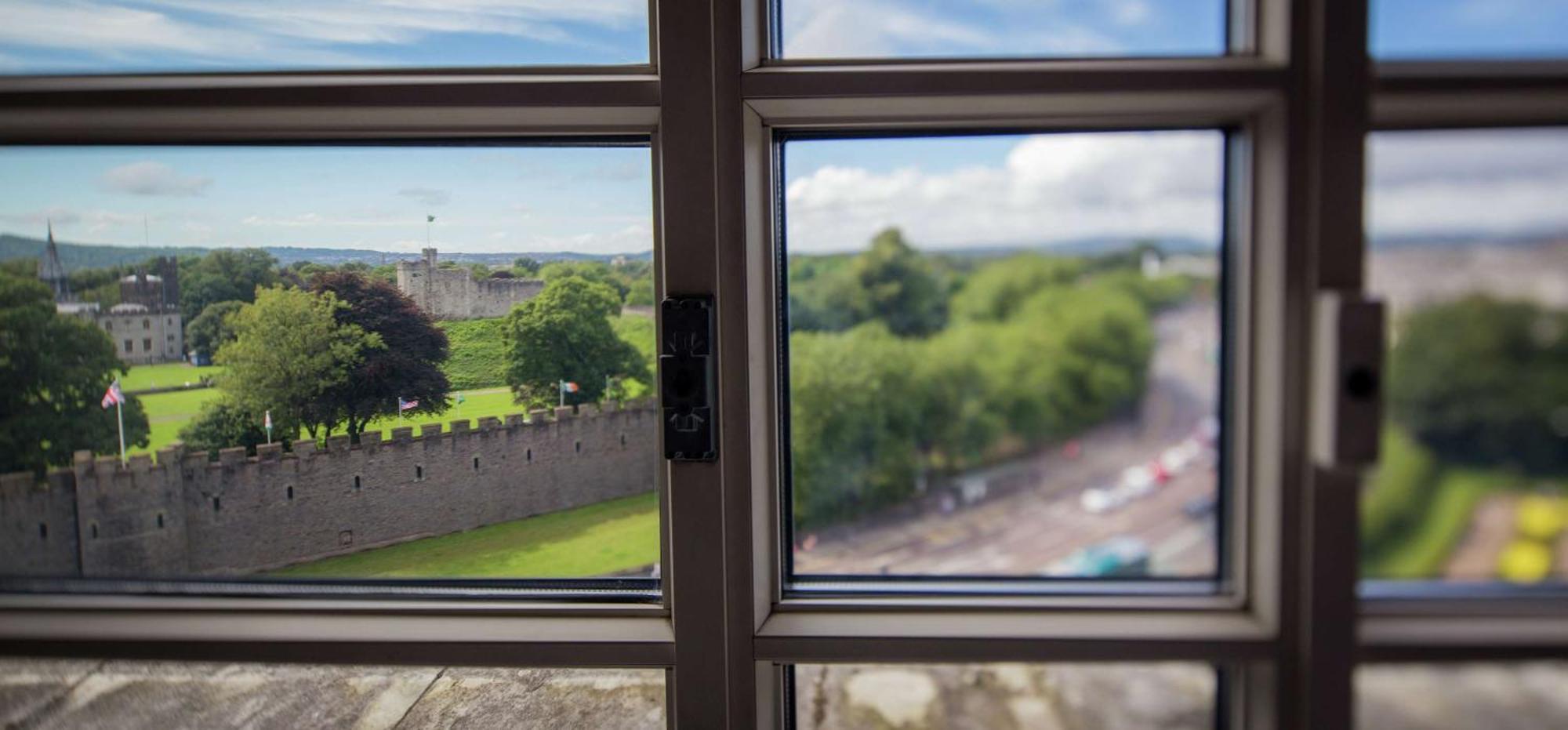 Deluxe Double Room with Two Double Beds and Castle View,1516428265:JPEG