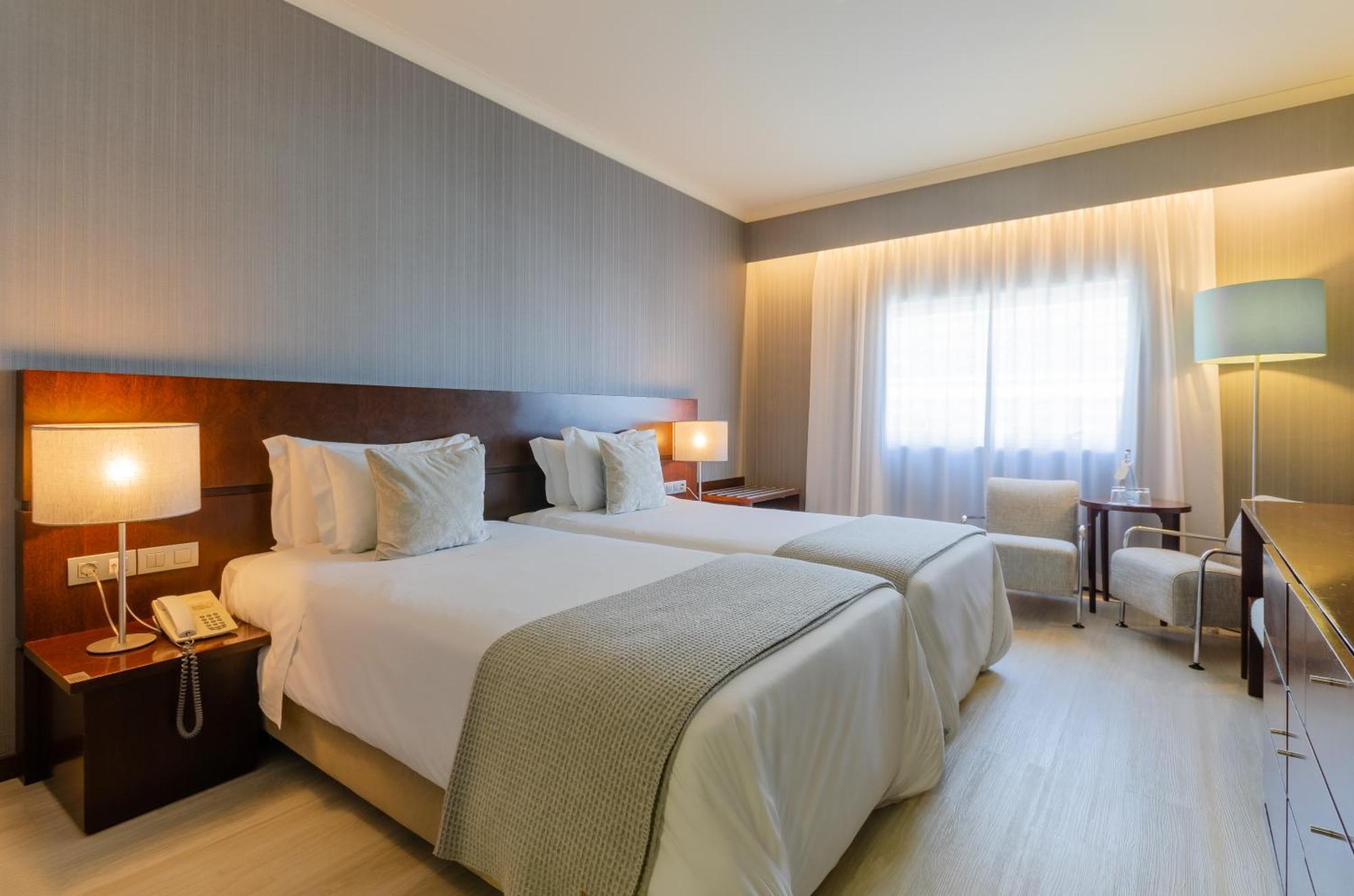 Double or Twin Room with Extra Bed (2 Adults + 1 Child),1516451491:JPEG