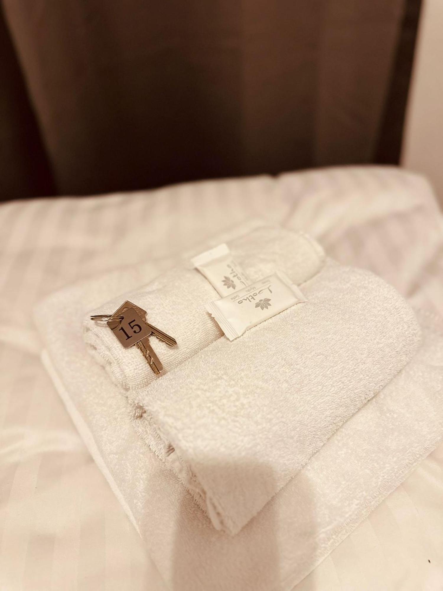 Single Room Shower,1527861166:JPEG
