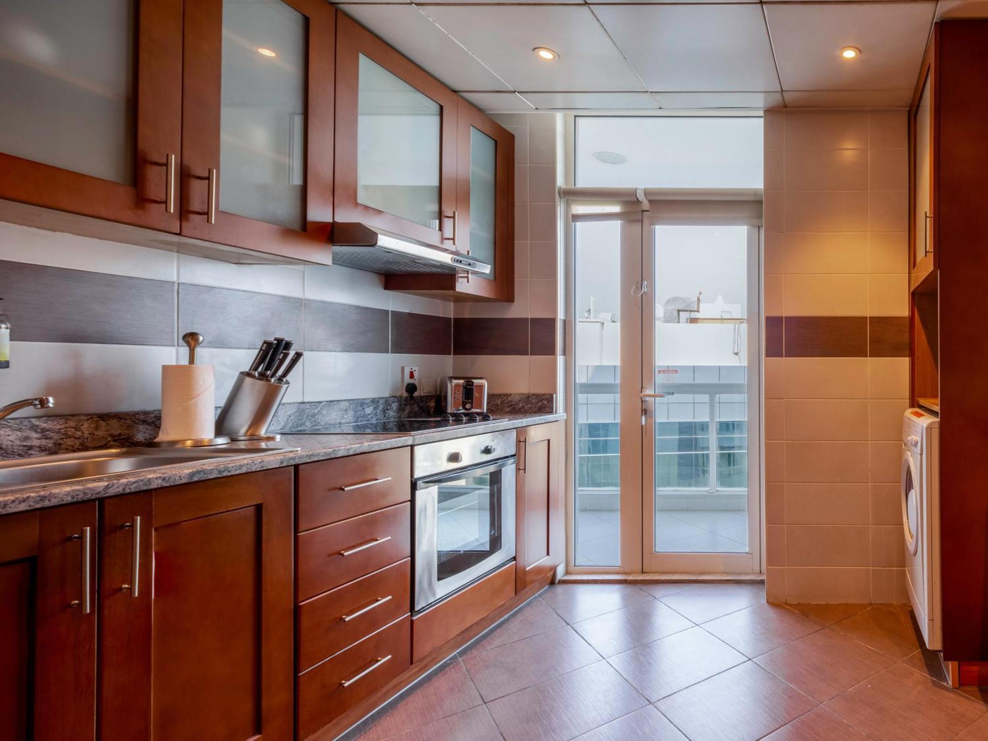 One-Bedroom Apartment Creek Side with Kitchen,1540495687:JPEG