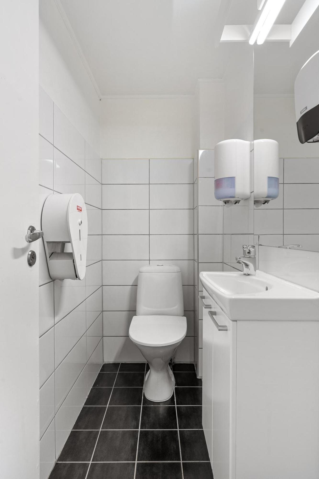 Einzelzimmer mit Gemeinschaftsbad