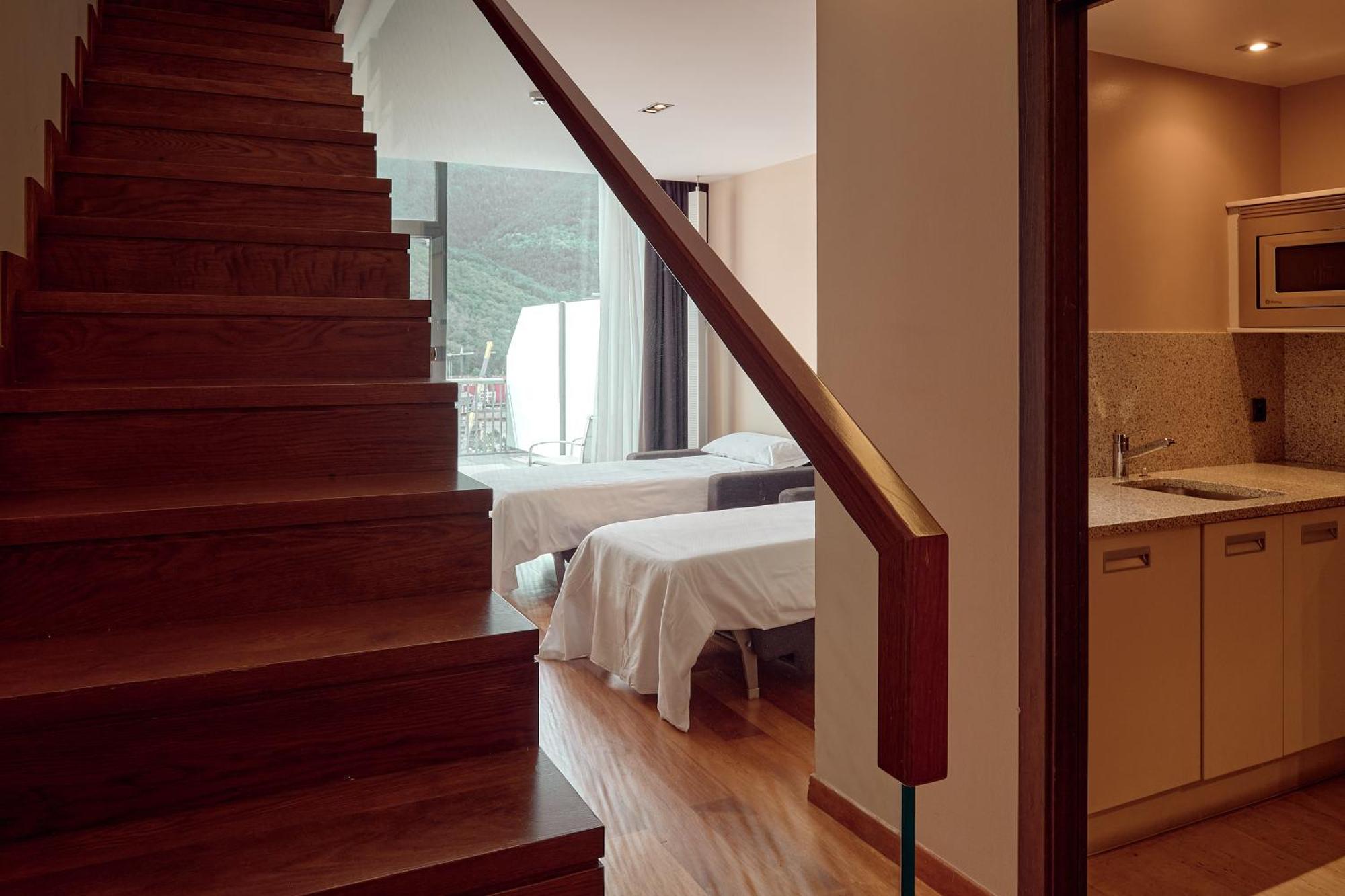 Duplex Apartment,1546618864:JPEG