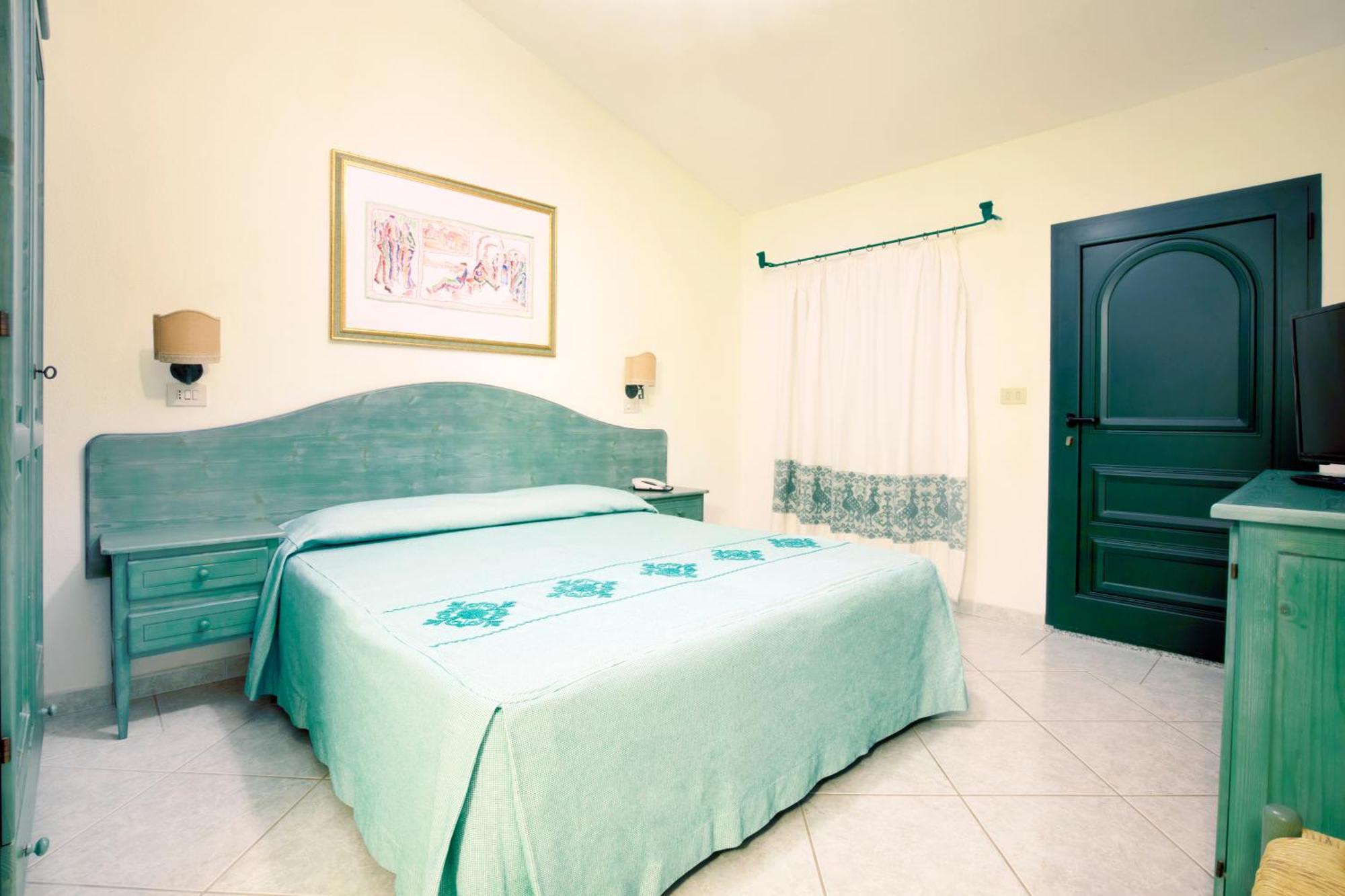 Double Room,1559421223:JPEG