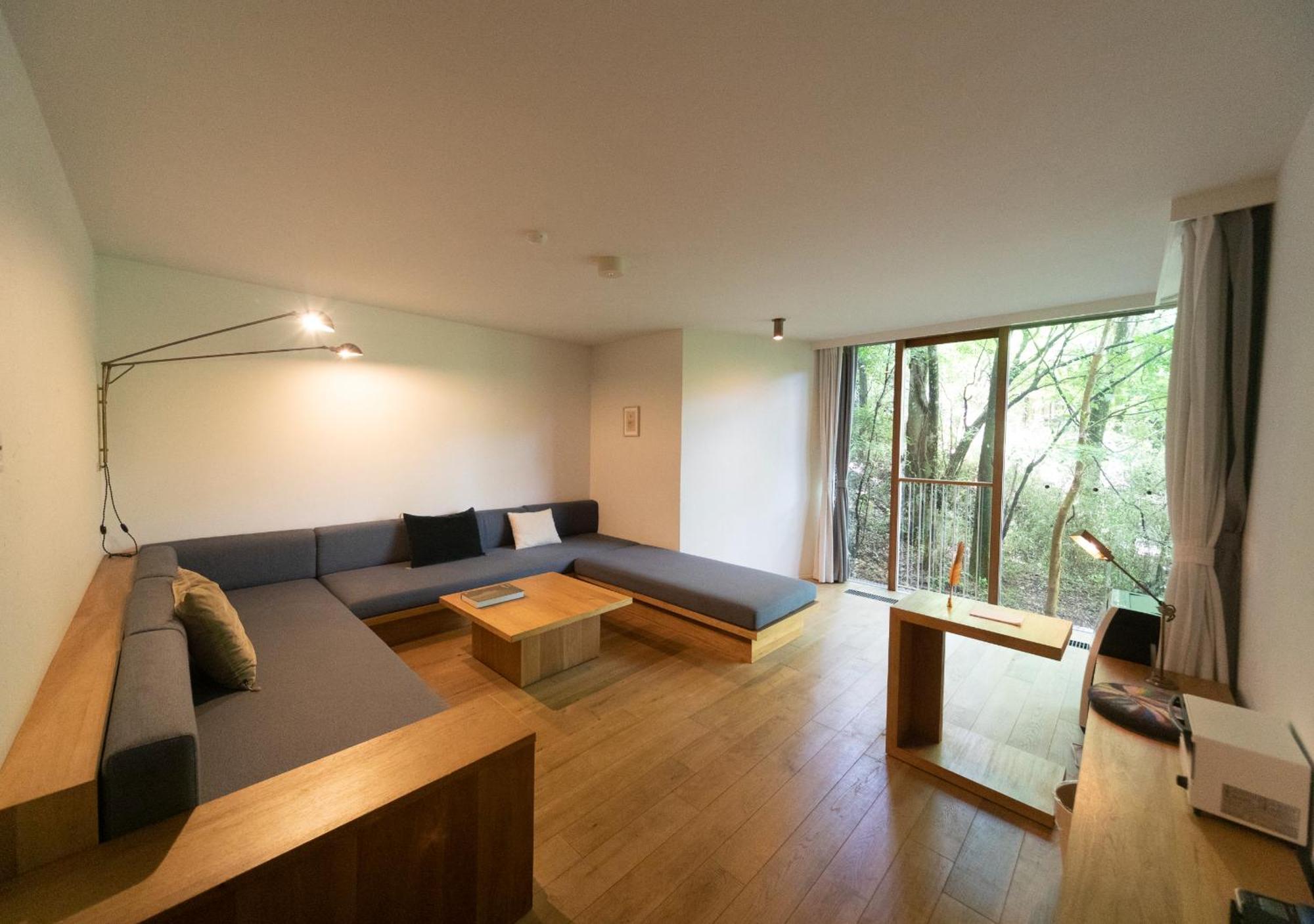 Deluxe Double Room 49㎡ Drinks the Refrigerator,1598430639:JPEG