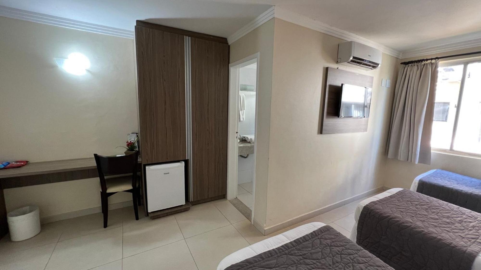 Deluxe Quadruple Room 4 beds,1574792882:JPEG