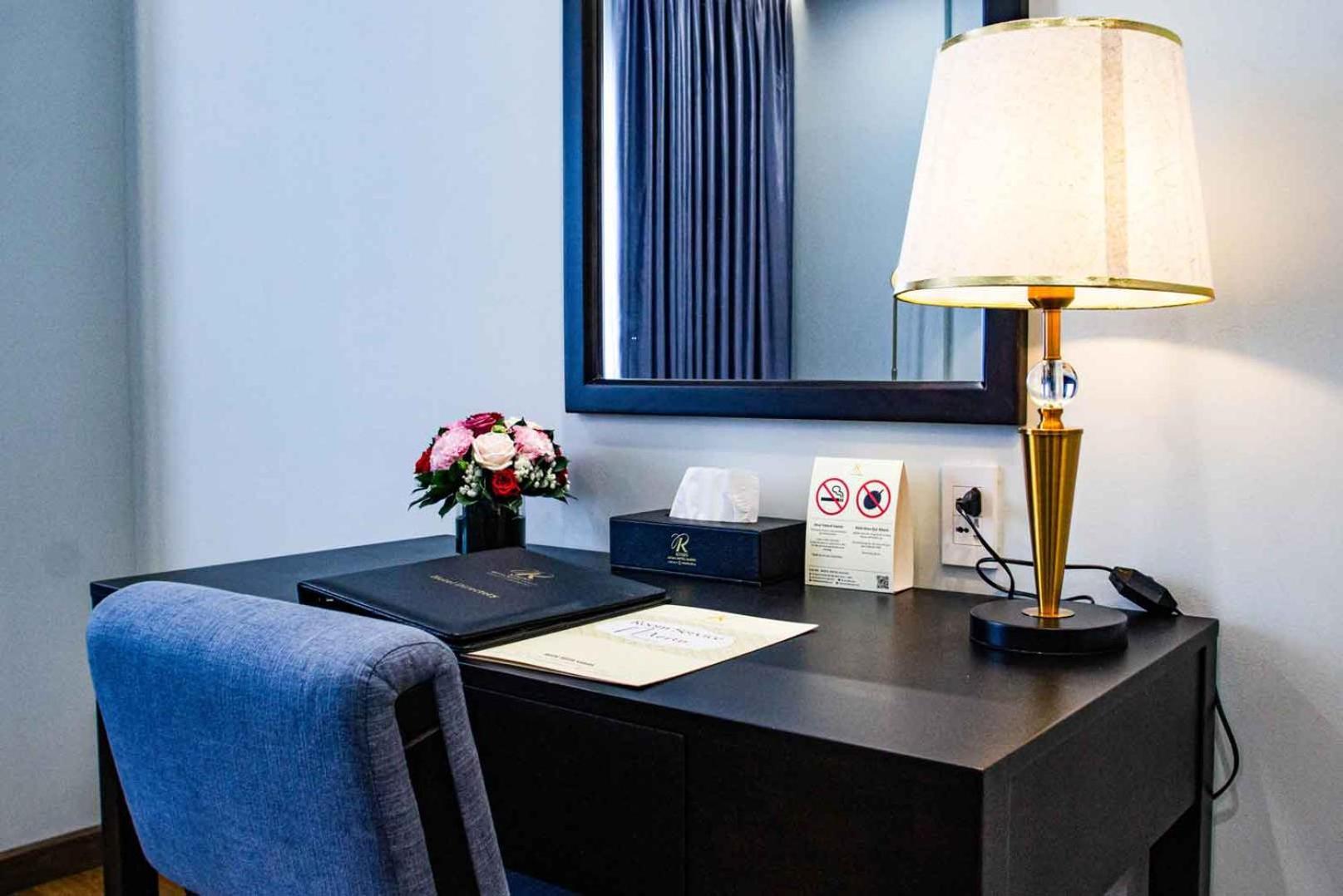 Suite Complimentary minibar 1 set of laundry or person or not accumulated,1773664345:JPEG