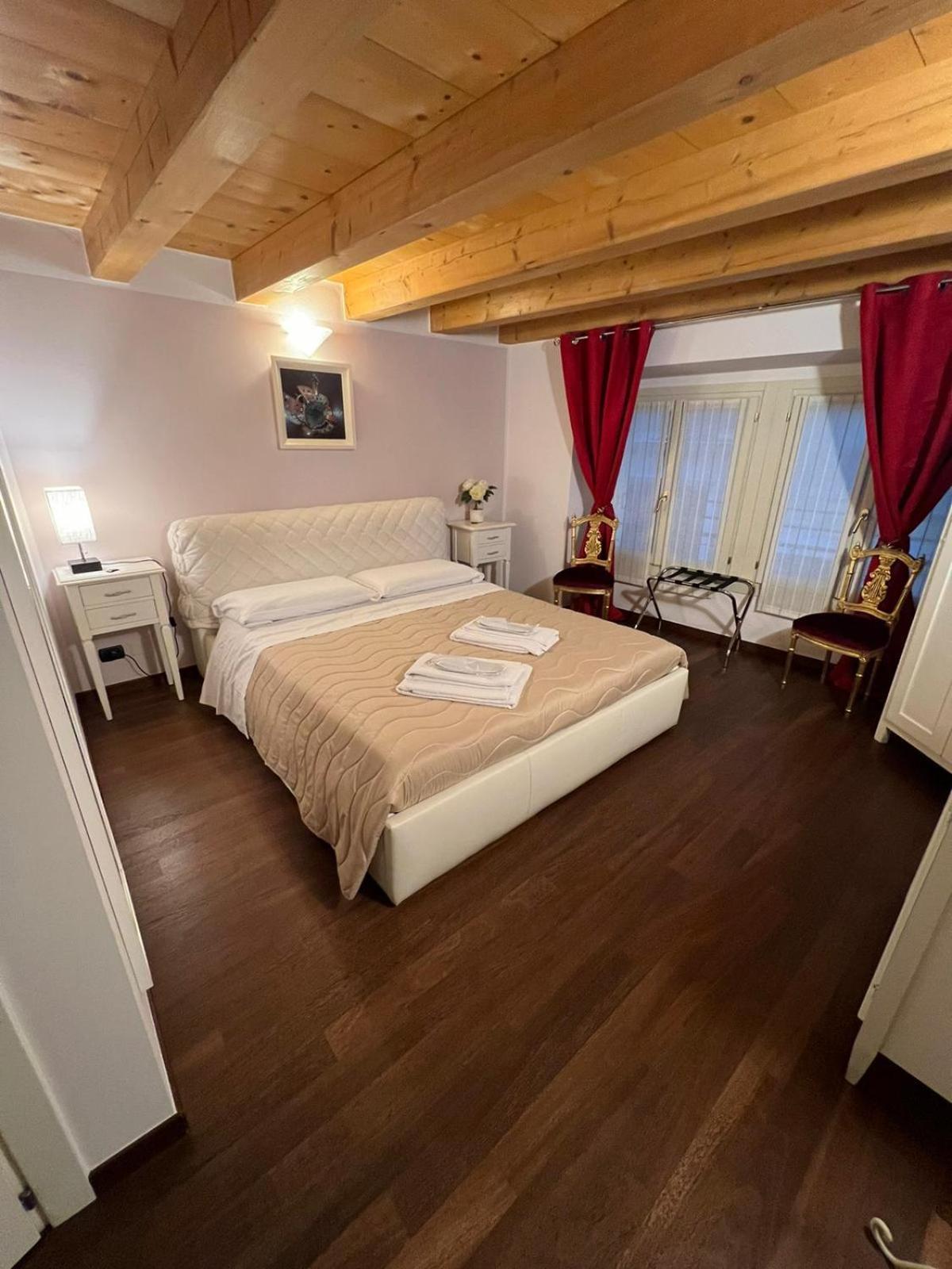 Double Room,1583133473:JPEG