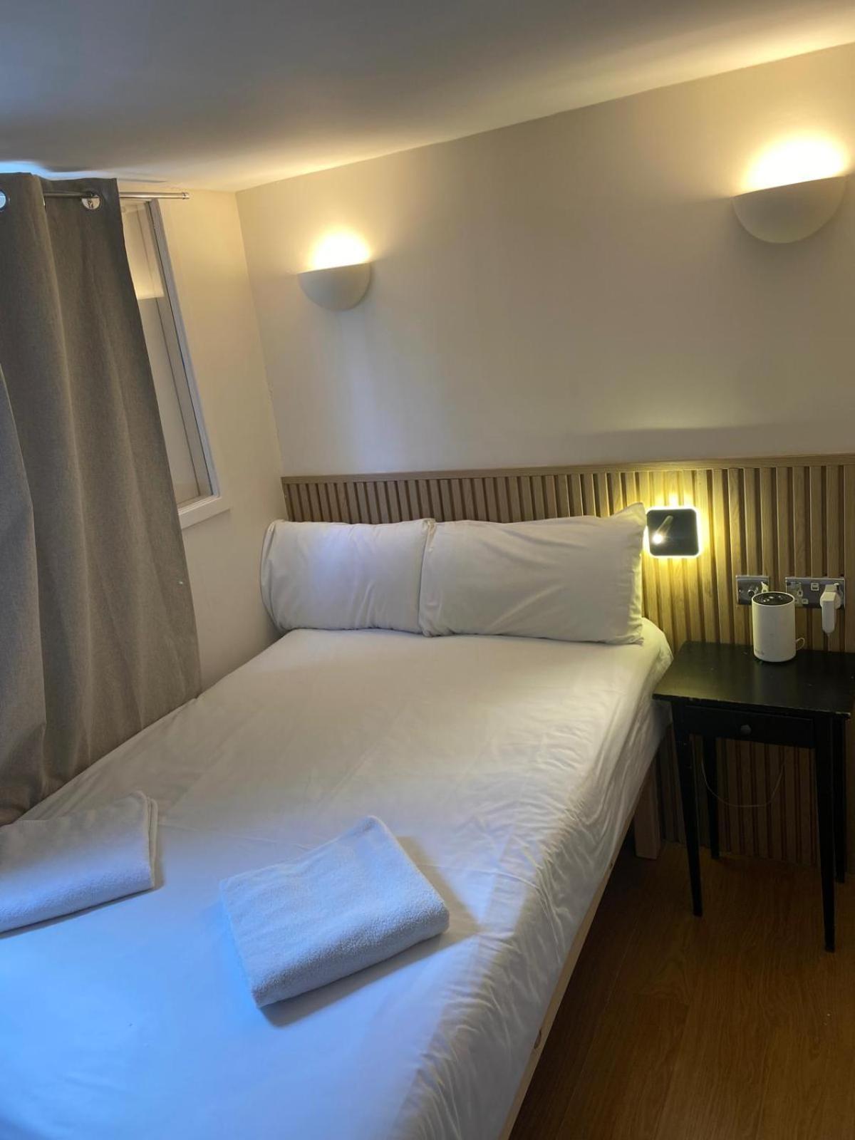 En Suite Double Room,1587493363:JPEG