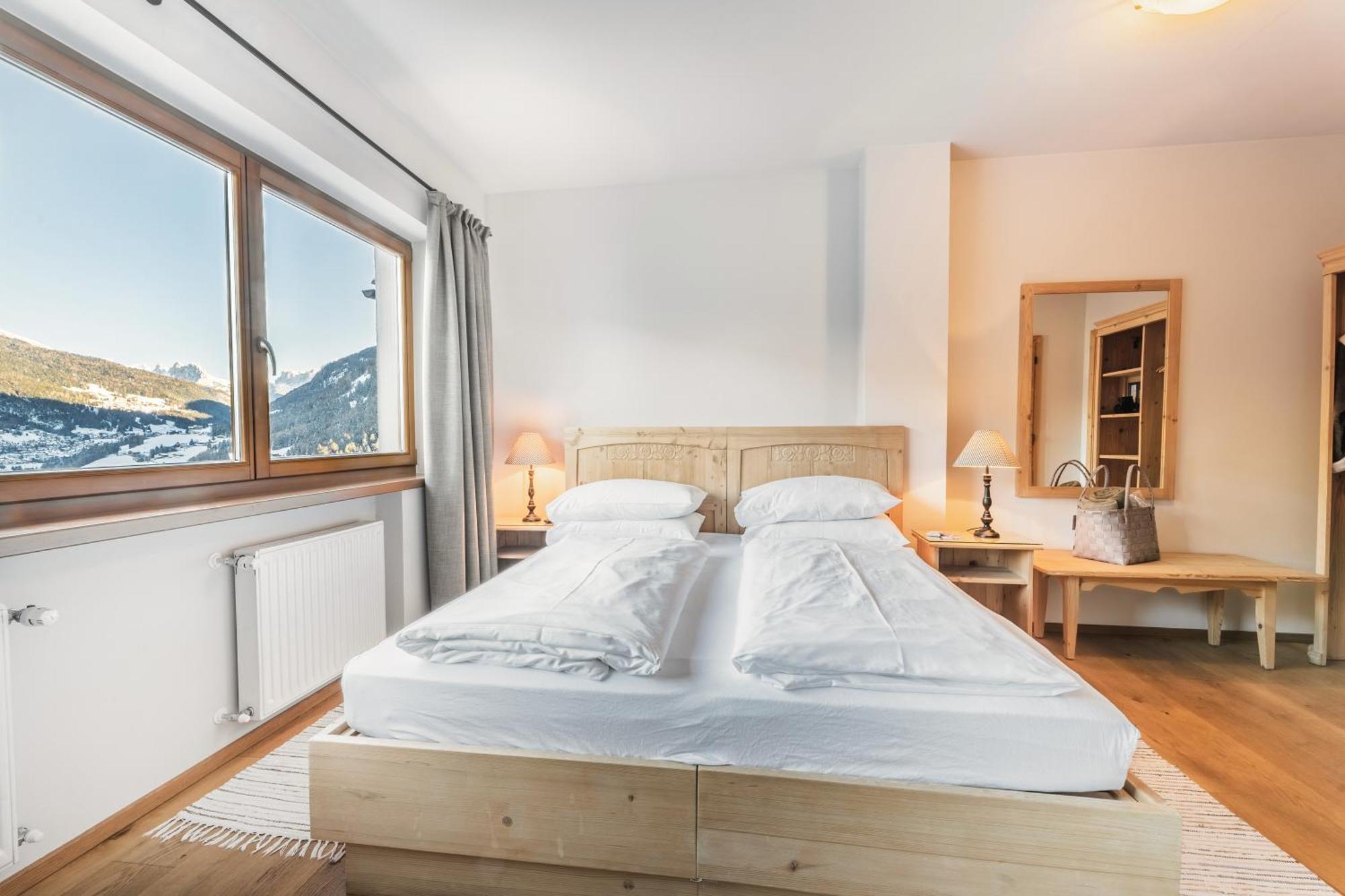 Standard Double Room,1589192824:JPEG
