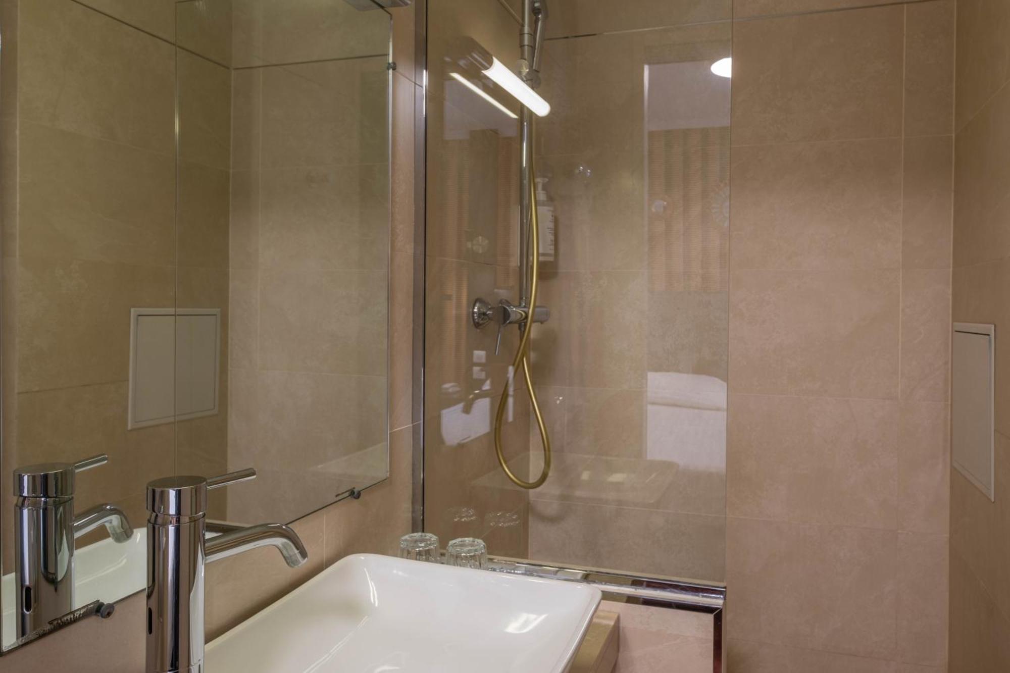 Chambre Double Classique,1589587289:JPEG