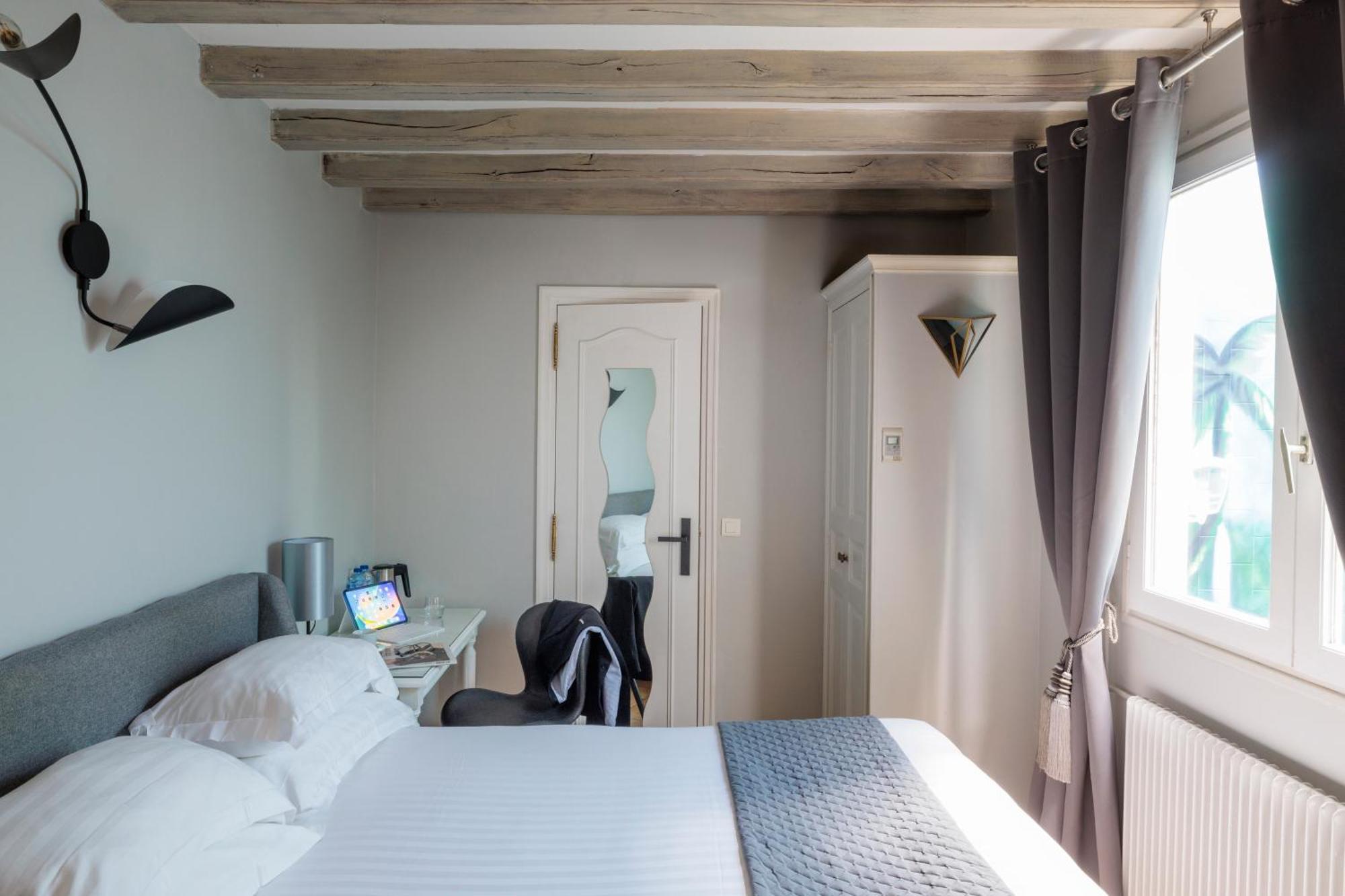 Classic Double Room,1592046830:JPEG