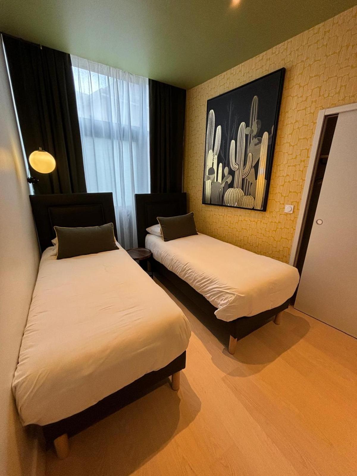 Junior Suite,1592067816:JPEG