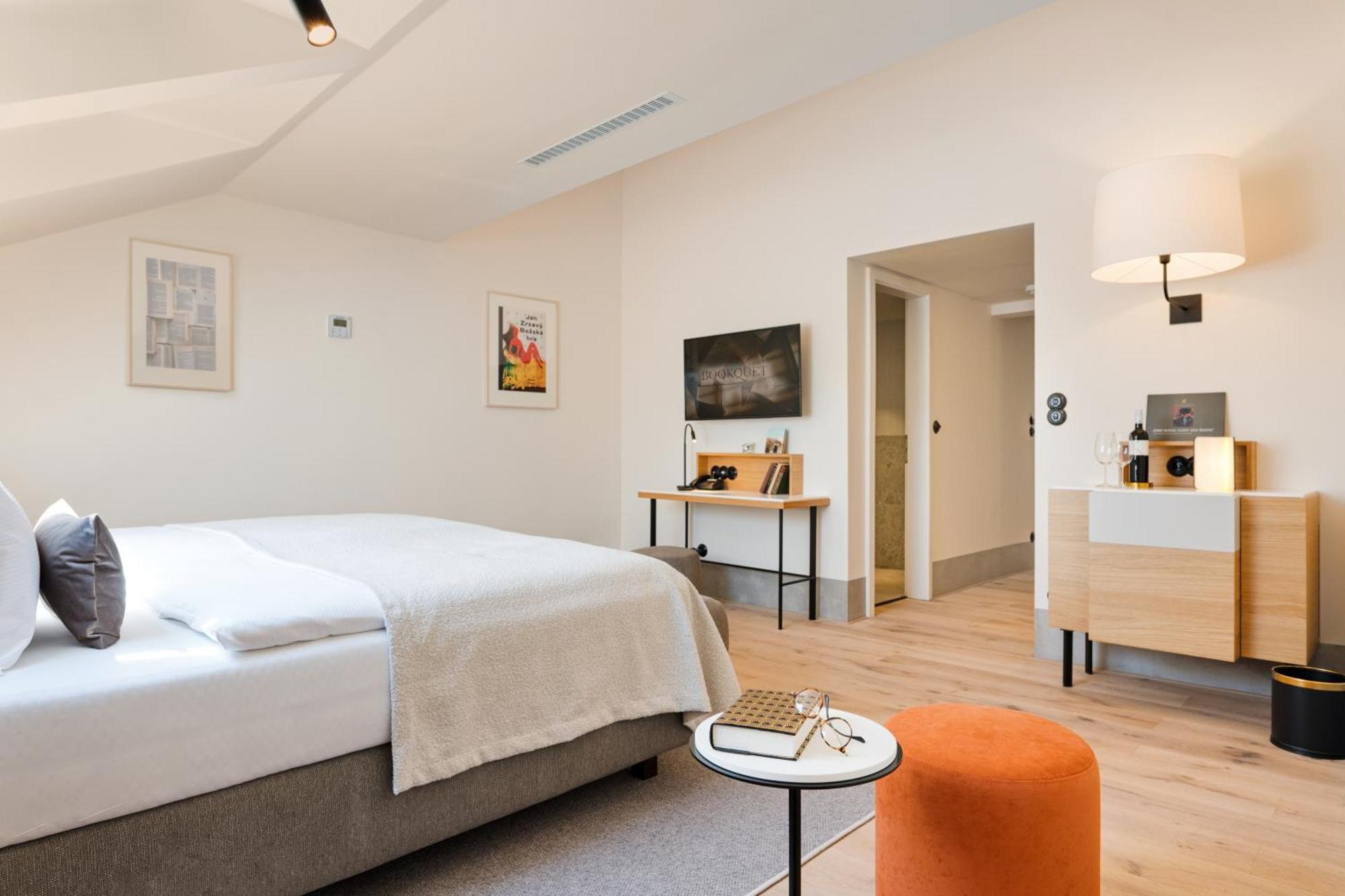 Double or Twin Room with Balcony,1597542562:JPEG