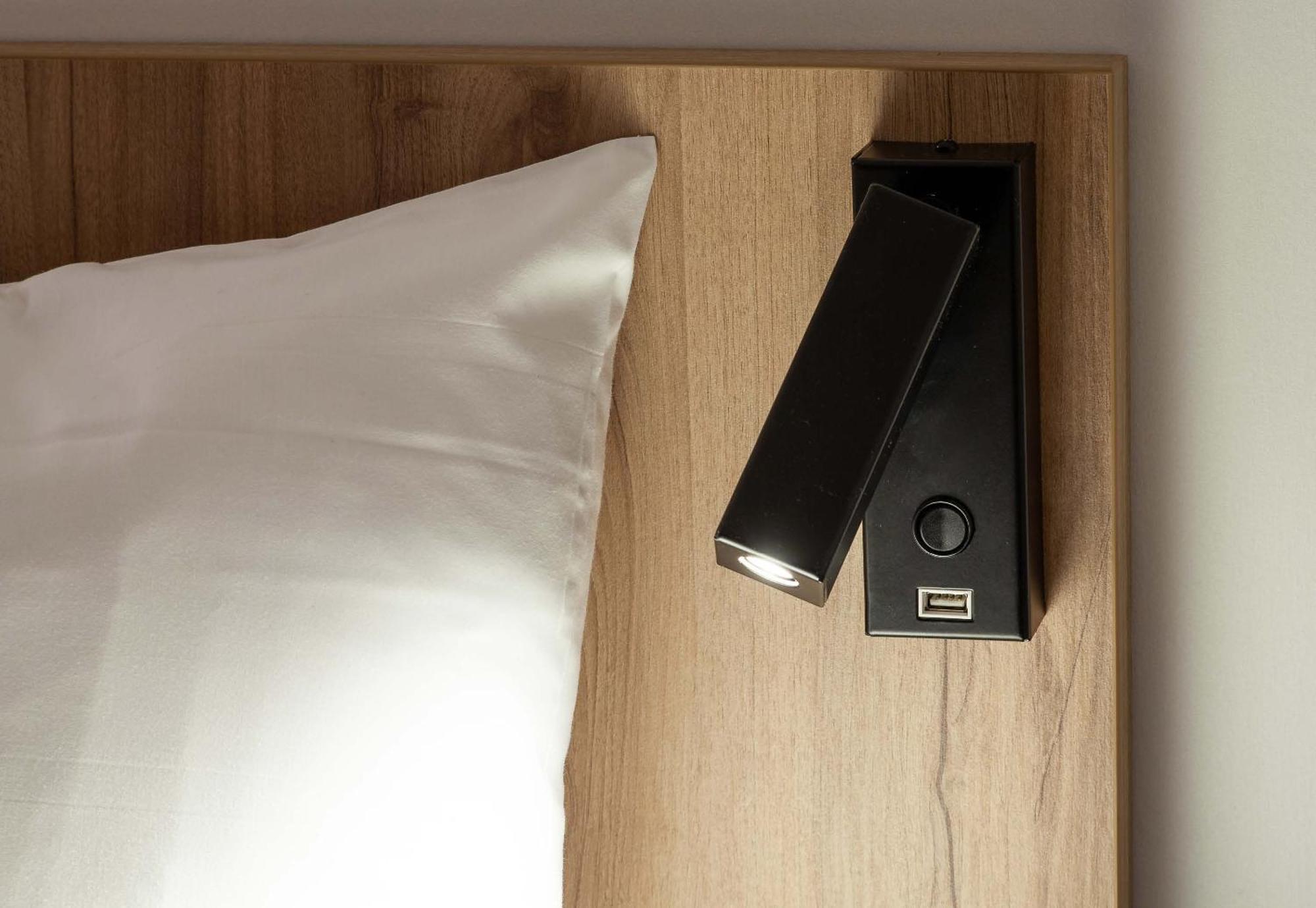 Double Room,1598885405:JPEG