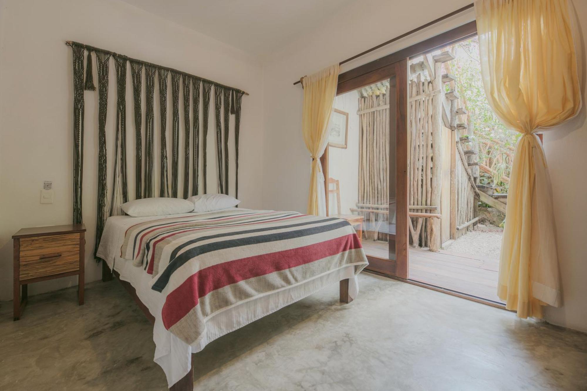 Budget Double Room,1602378989:JPEG