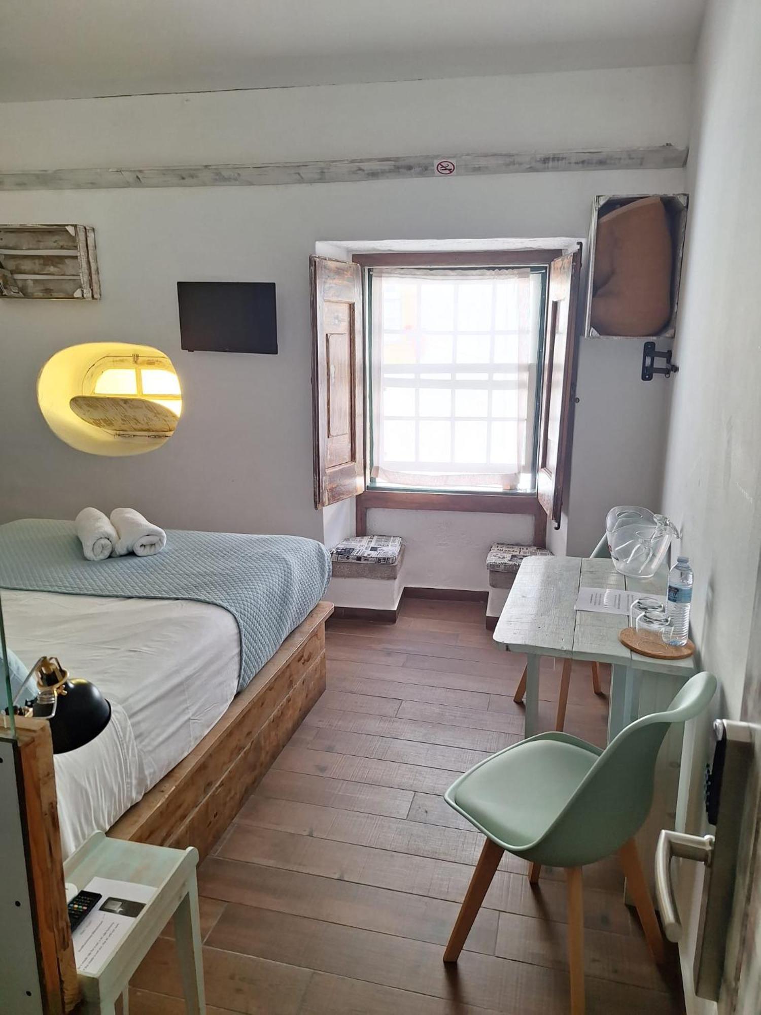 Deluxe Double Room,1603760146:JPEG
