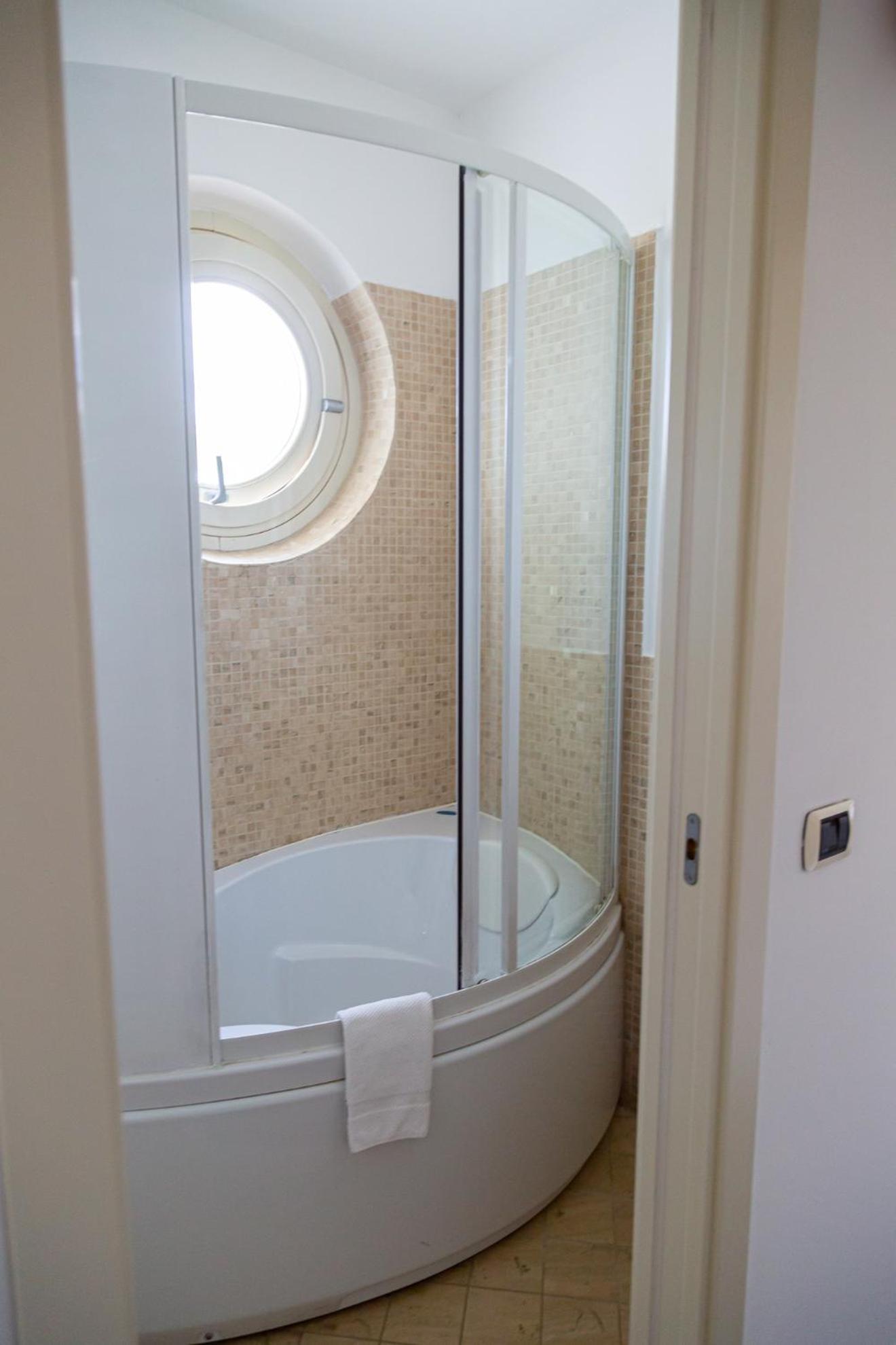 Two connecting rooms with Private Bathroom