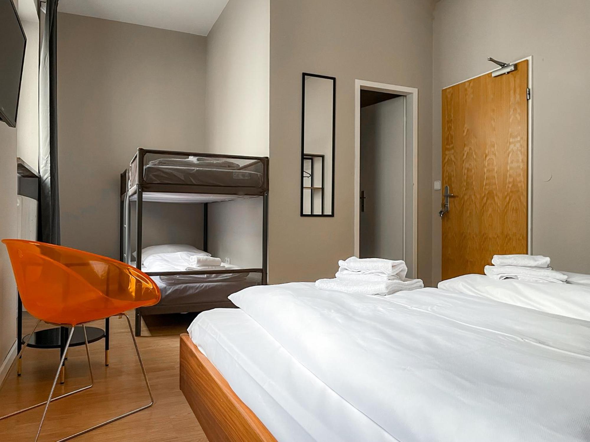 Quadruple Room,1607659760:JPEG