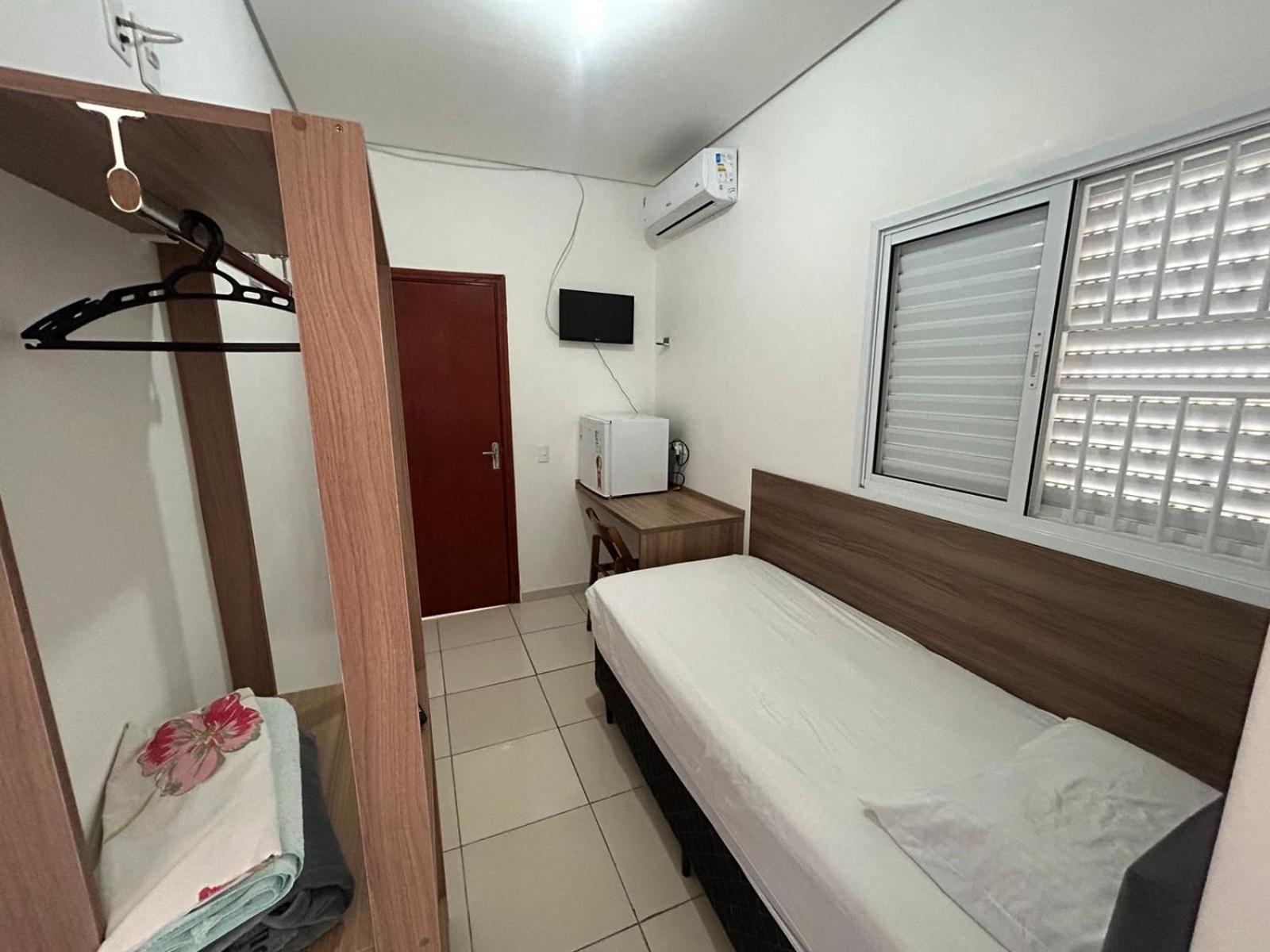 Single Room,1611139869:JPEG