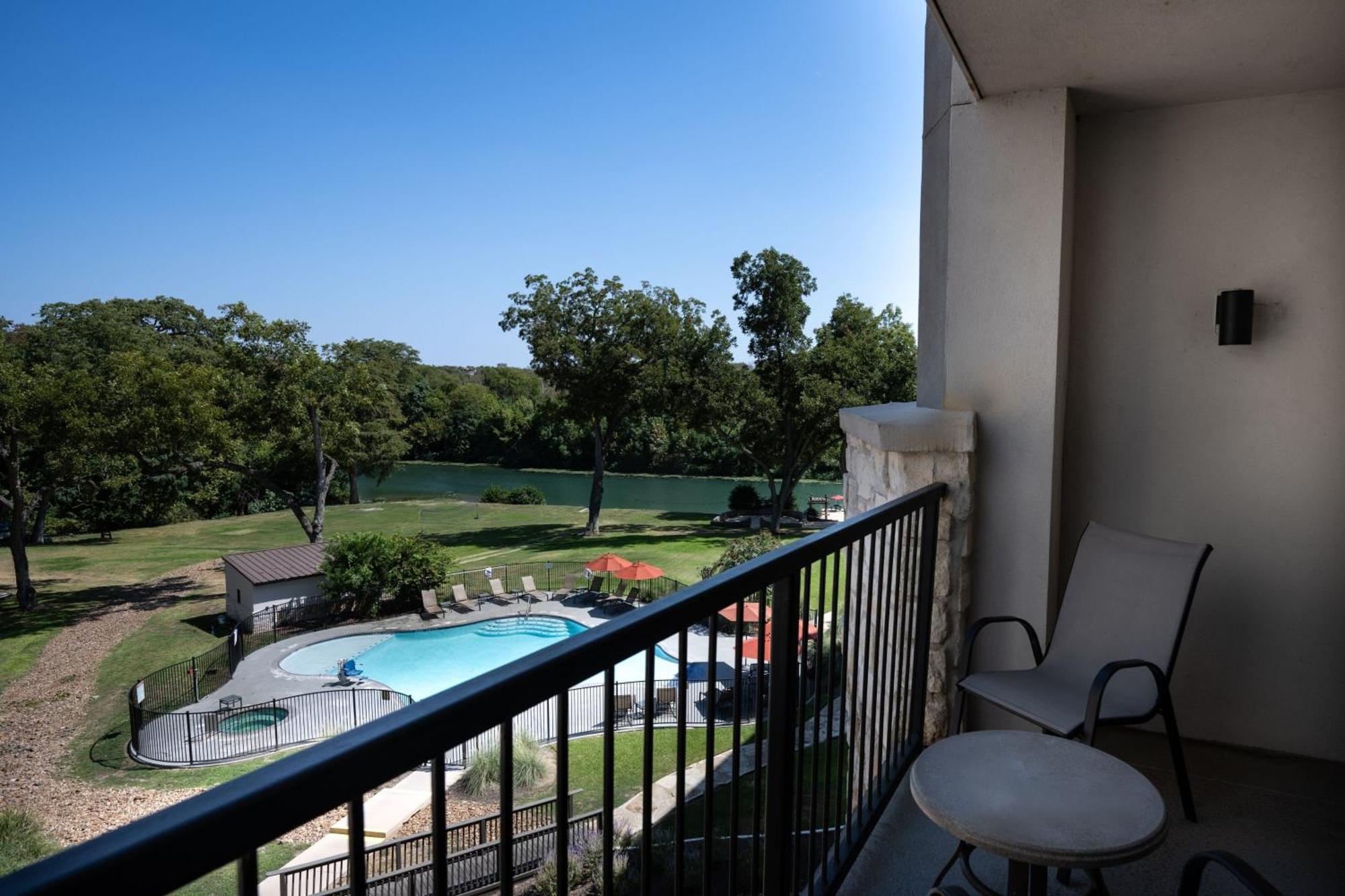 Queen Room with Two Queen Beds and Balcony - River View,1617846557:JPEG