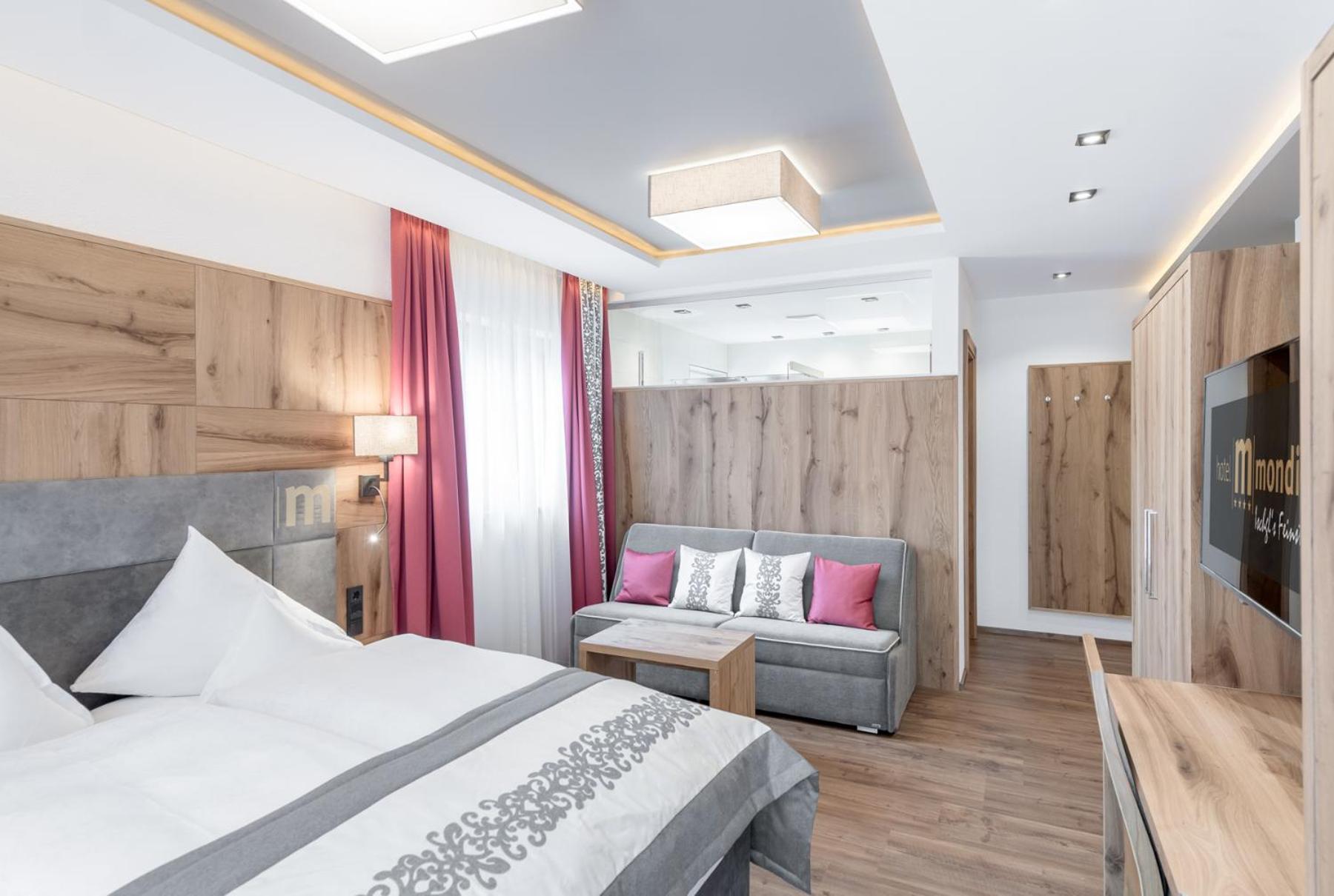 Deluxe Double Room with Extra Bed
