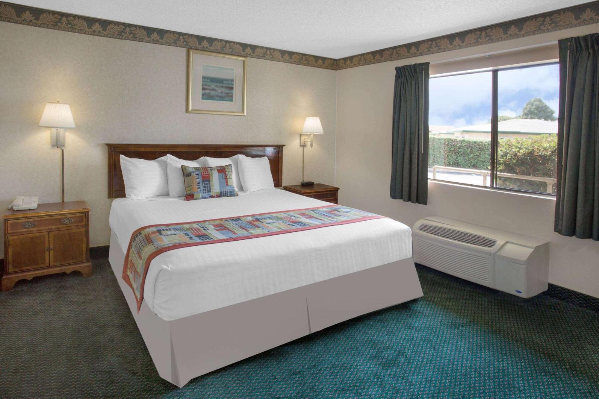 King Room - Mobility Access/Non-Smoking