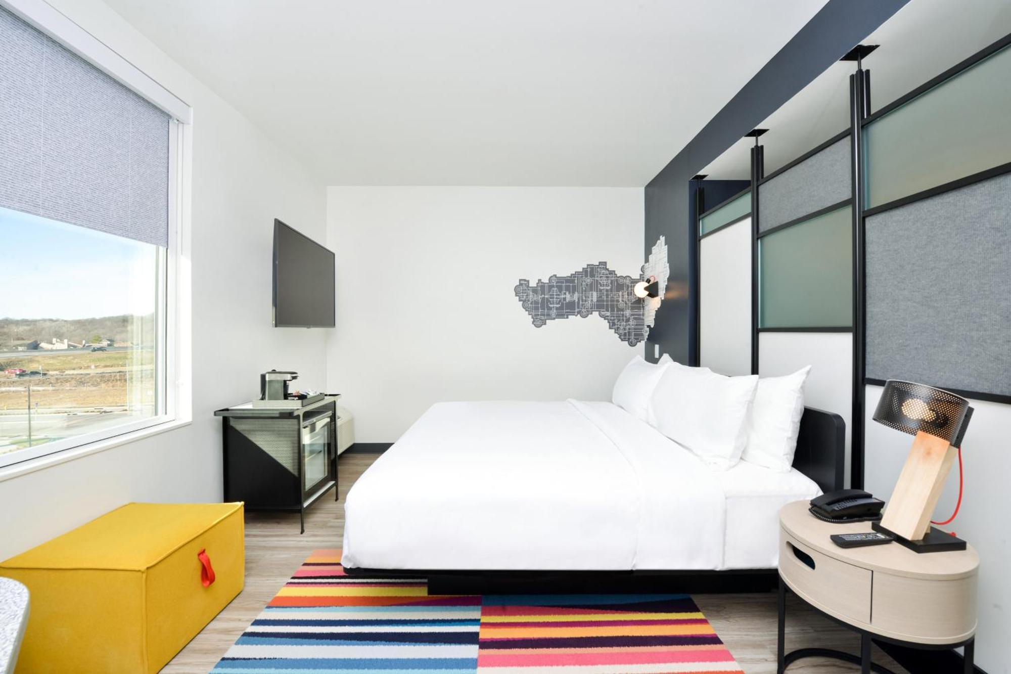 King Room,1631612854:JPEG