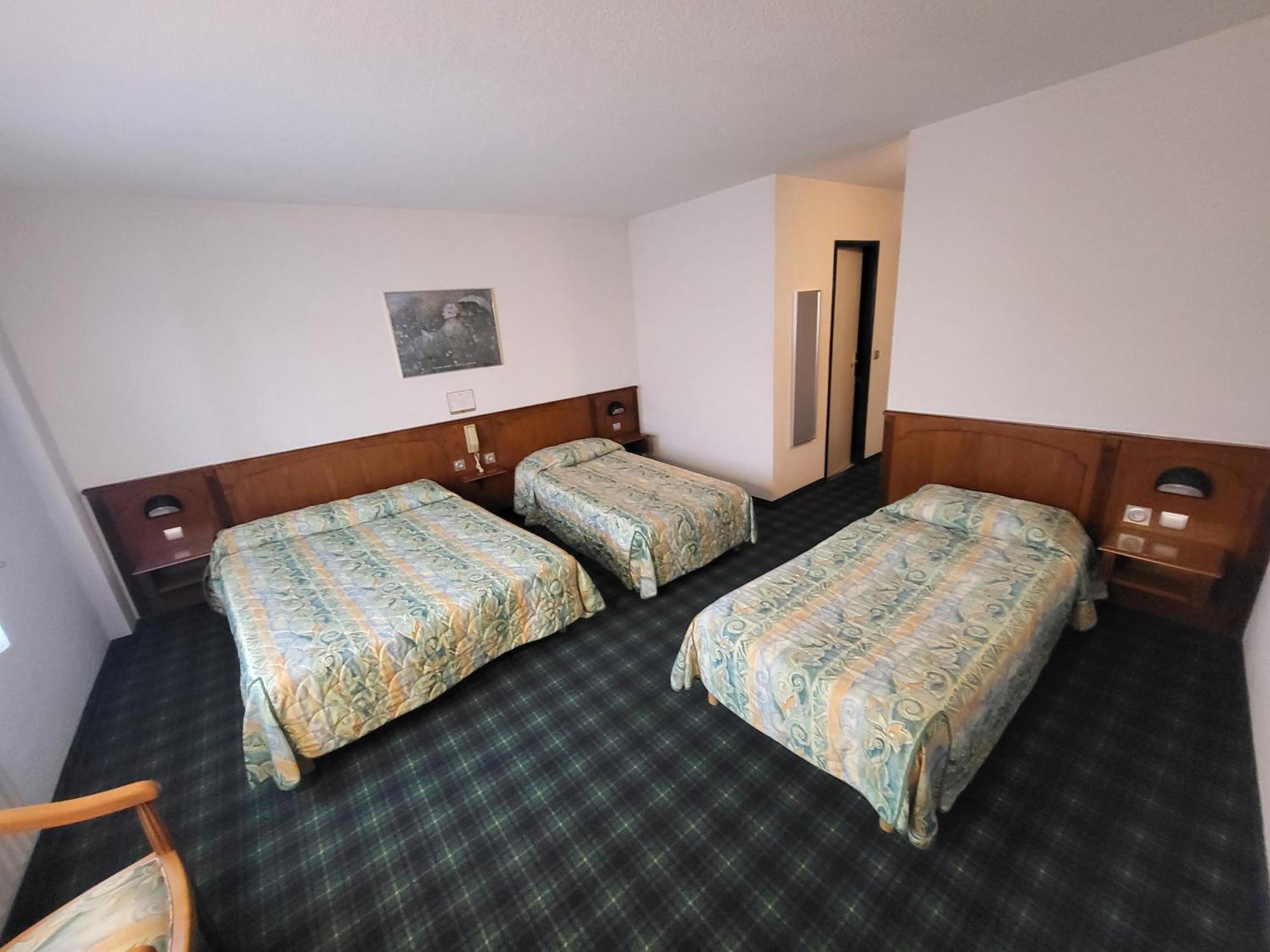 Classic Quadruple Room,1641729988:JPEG