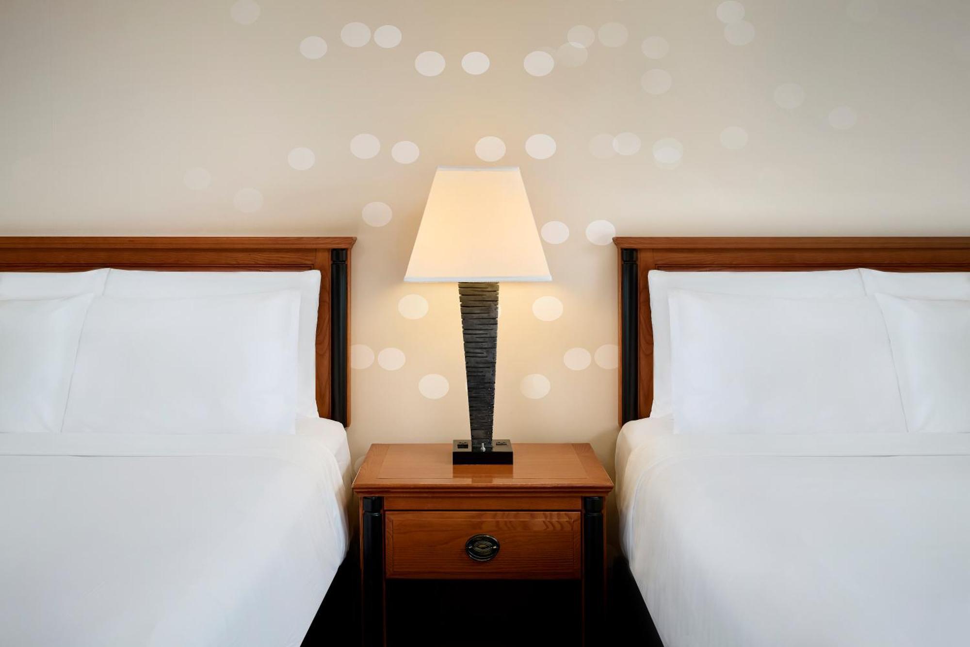Standard Room with Two Queen Beds,1643757107:JPEG
