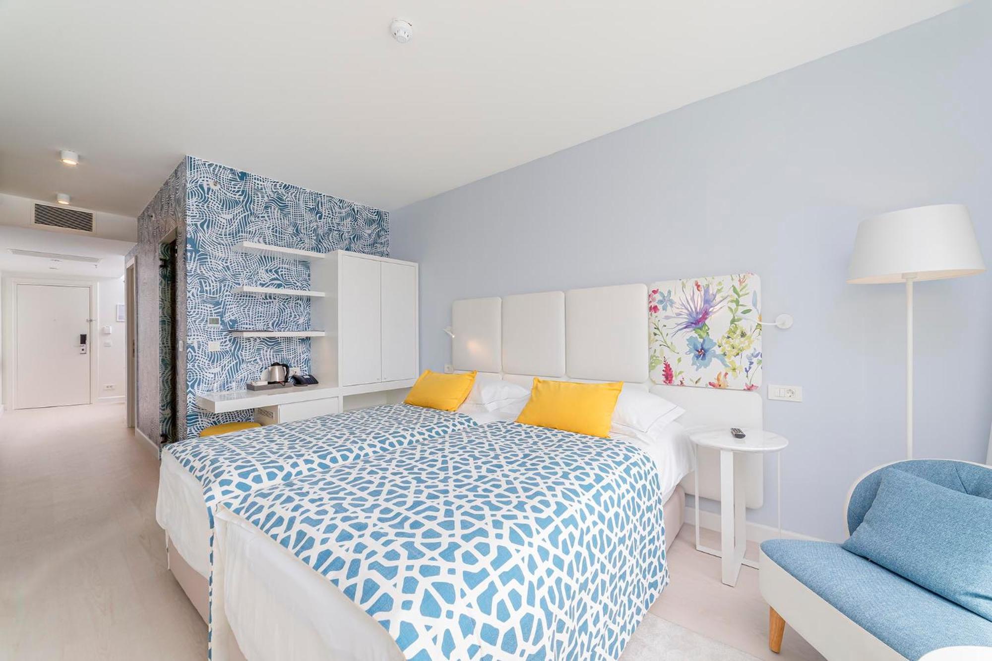 Standard Family Room,1647714916:JPEG