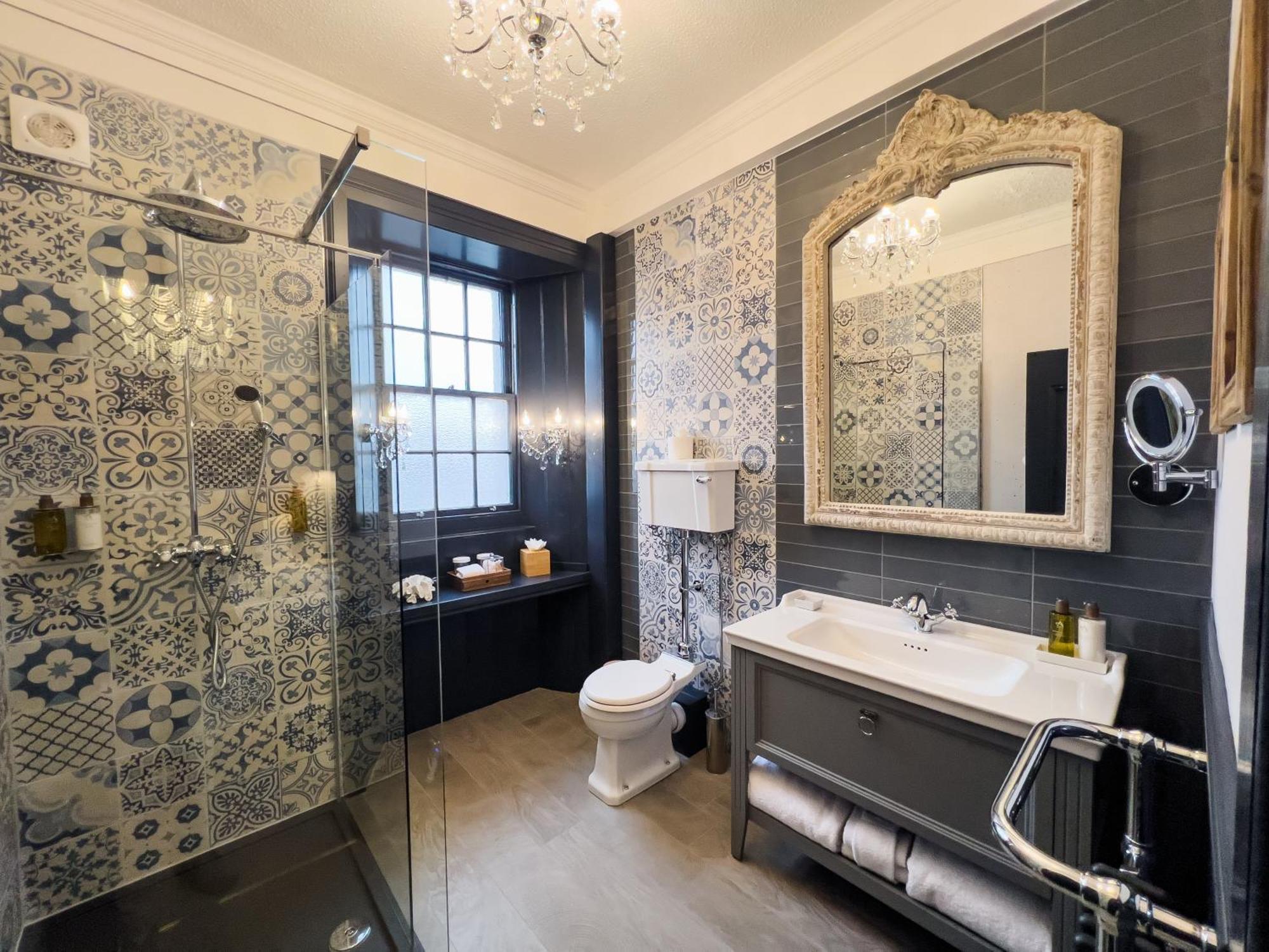 Deluxe Double Room,1648290549:JPEG