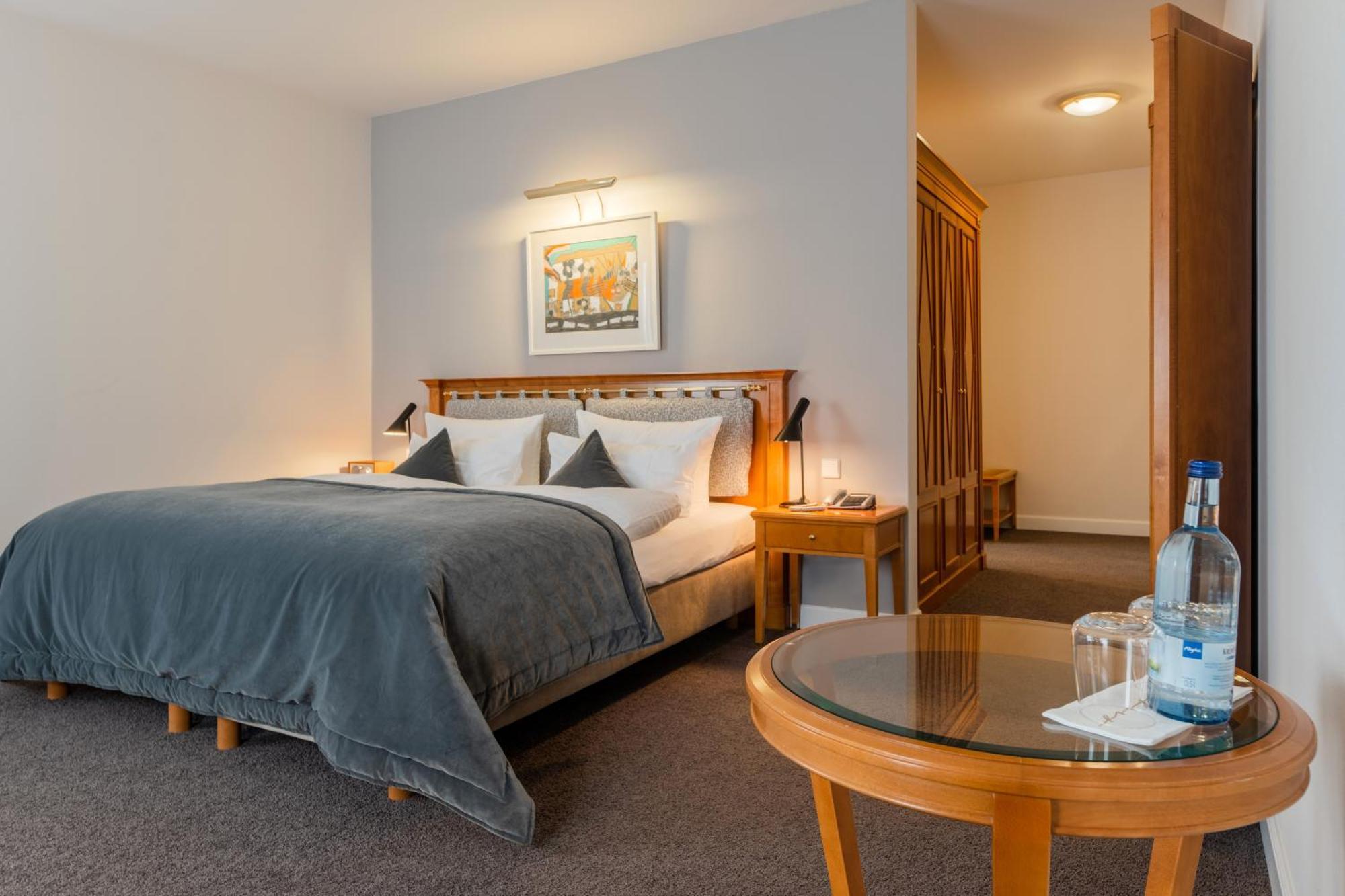 Double Room,1742626544:JPEG