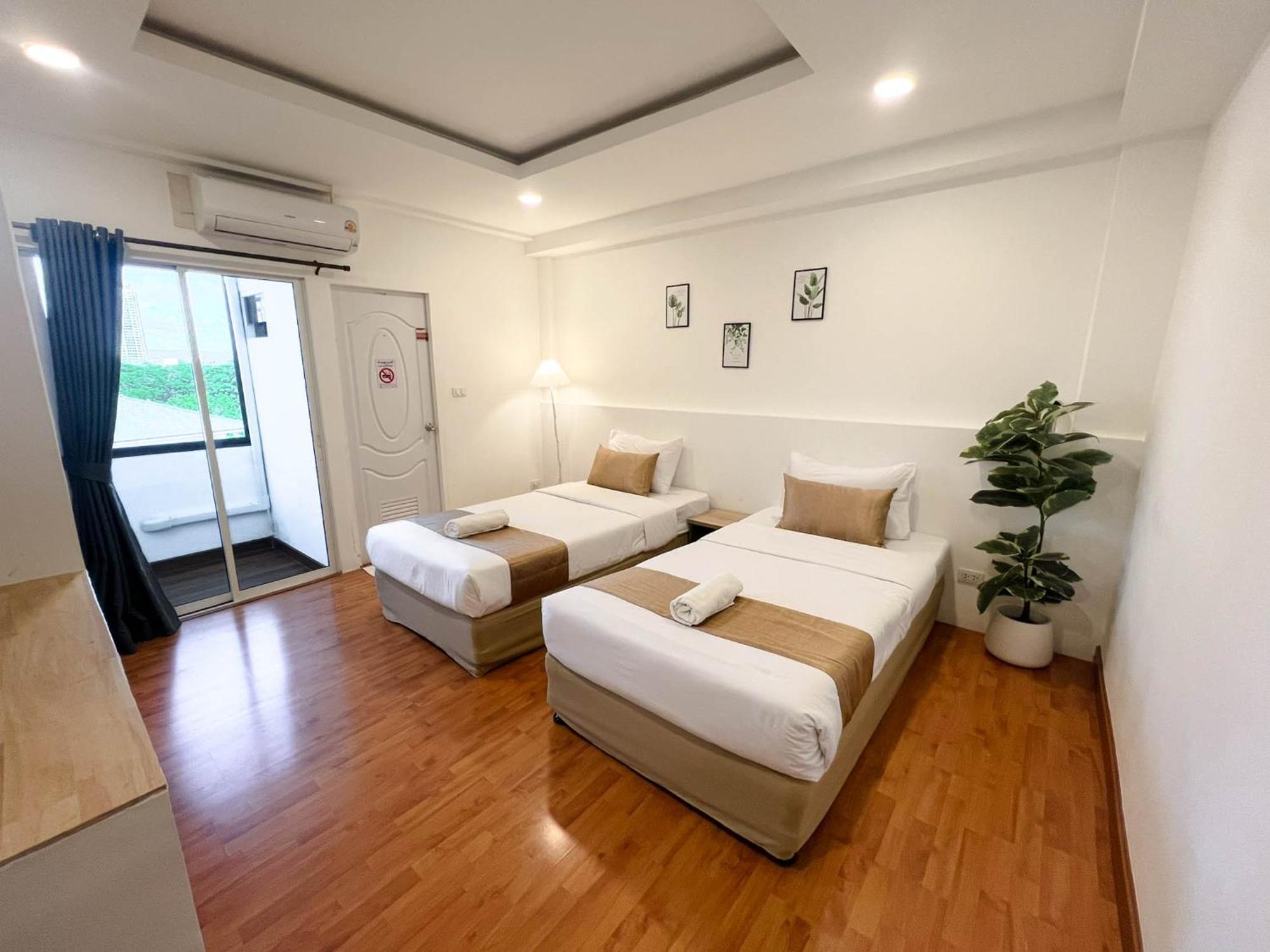 Premier Twin Room,1669023836:JPEG