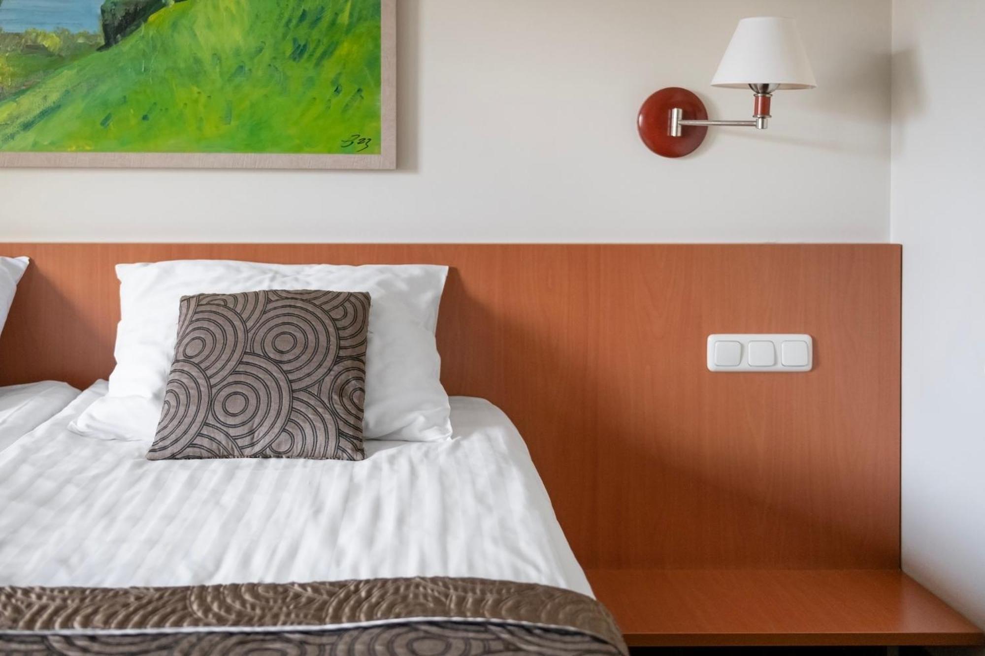 Standard Double or Twin Room,1669814204:JPEG