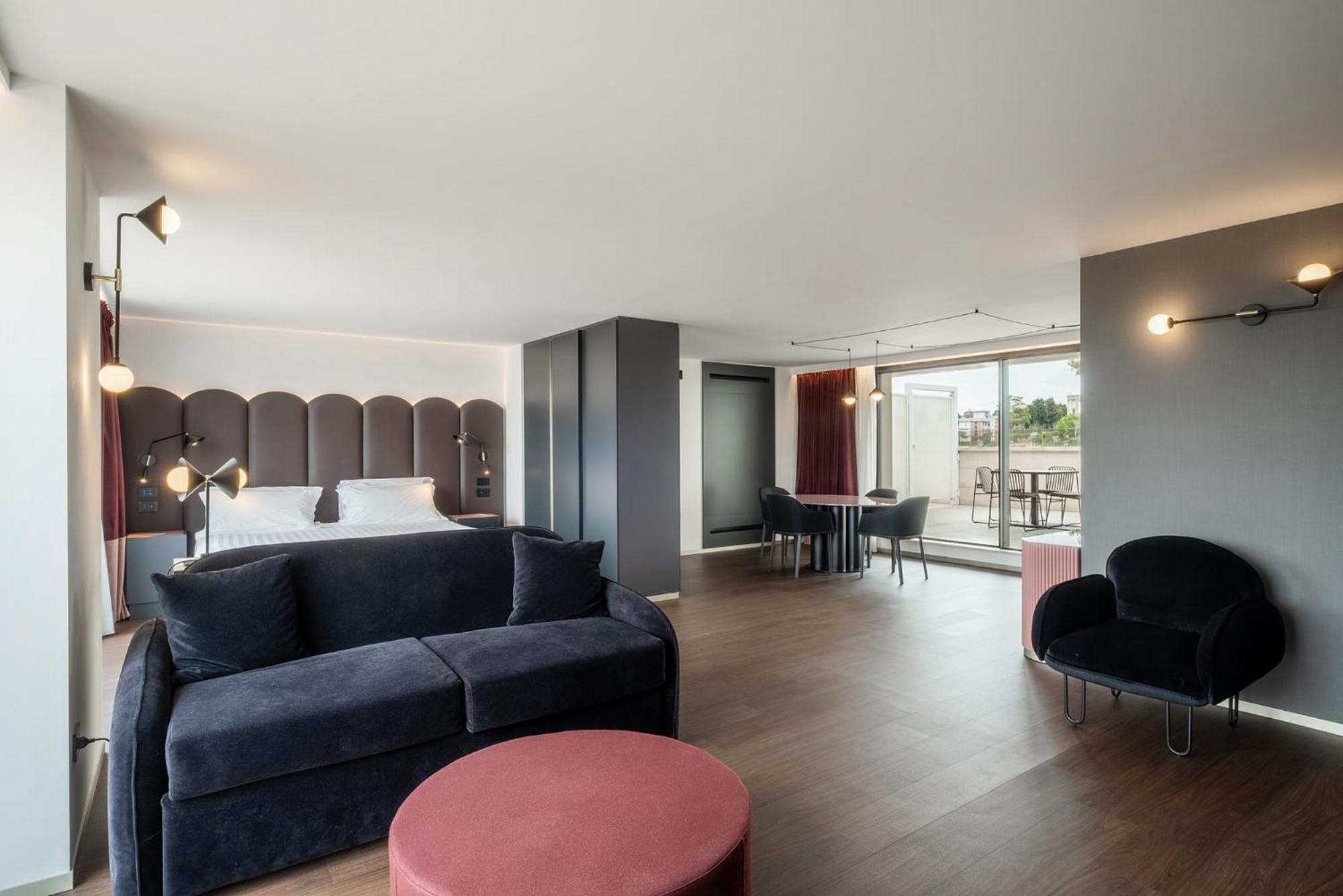 Executive Suite with Terrace and View,1670800323:JPEG