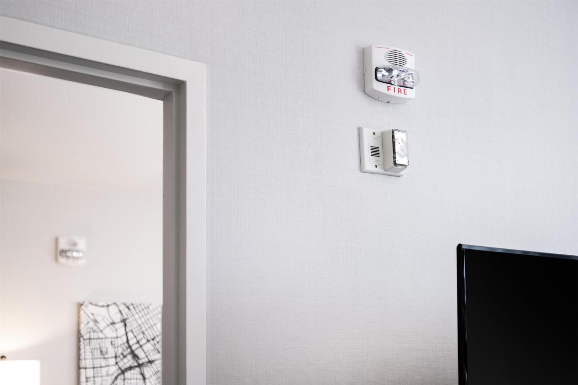 King Suite - Mobility and Hearing Access/Non-Smoking,1674748738:JPEG