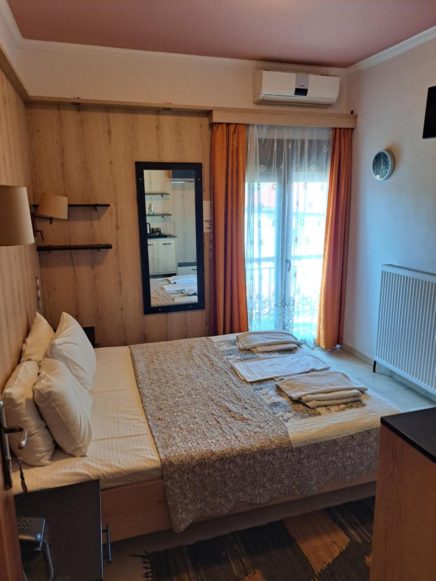 King Room,1676745651:JPEG
