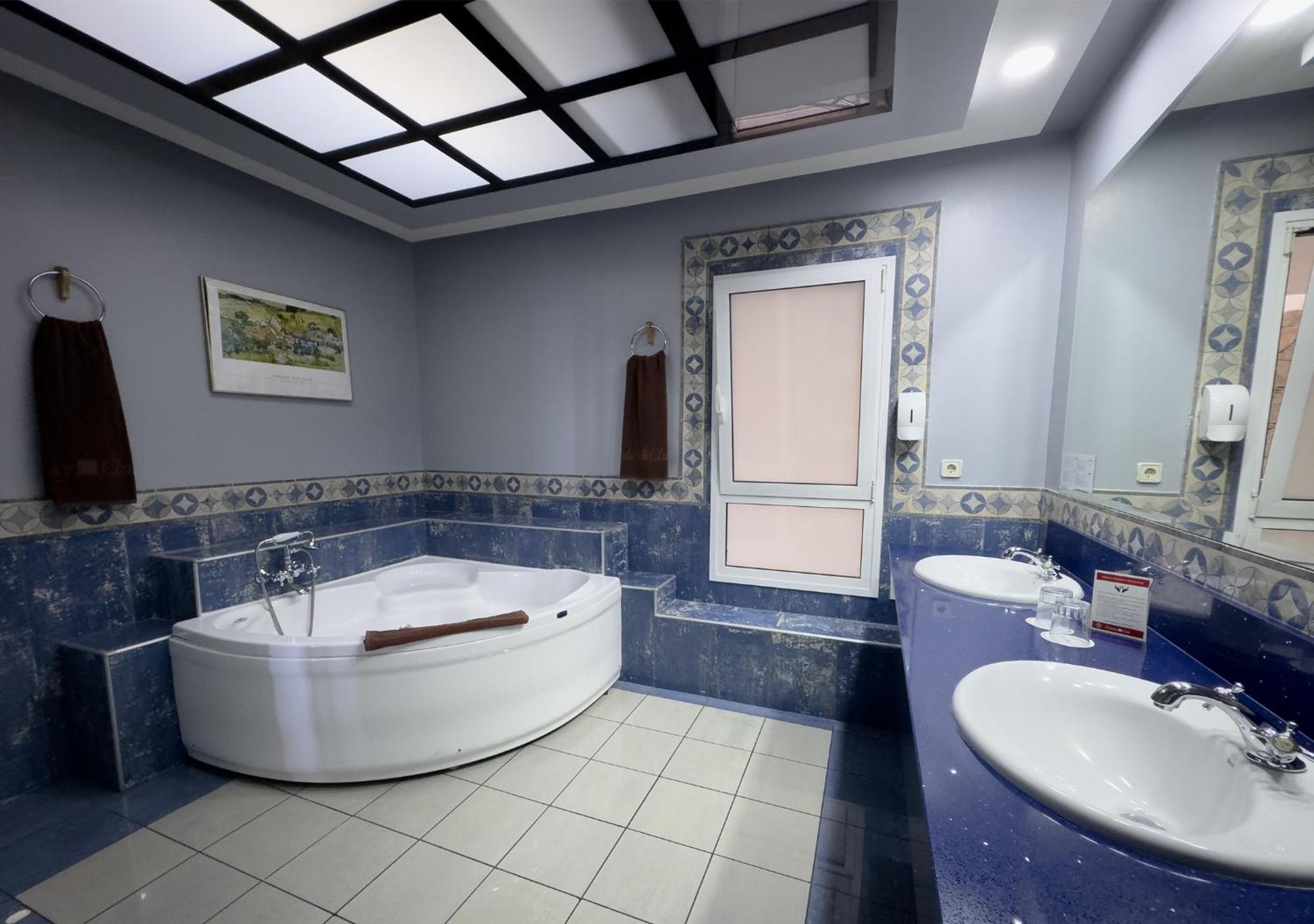 Two-Bedroom Apartment,1679616019:JPEG