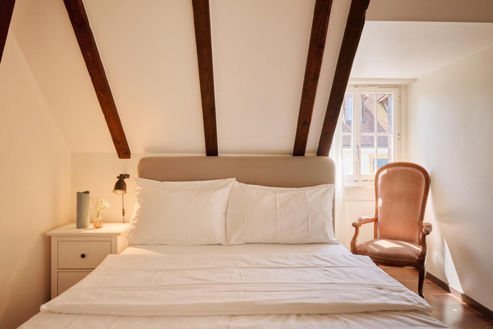 Double Room,1689830907:JPEG