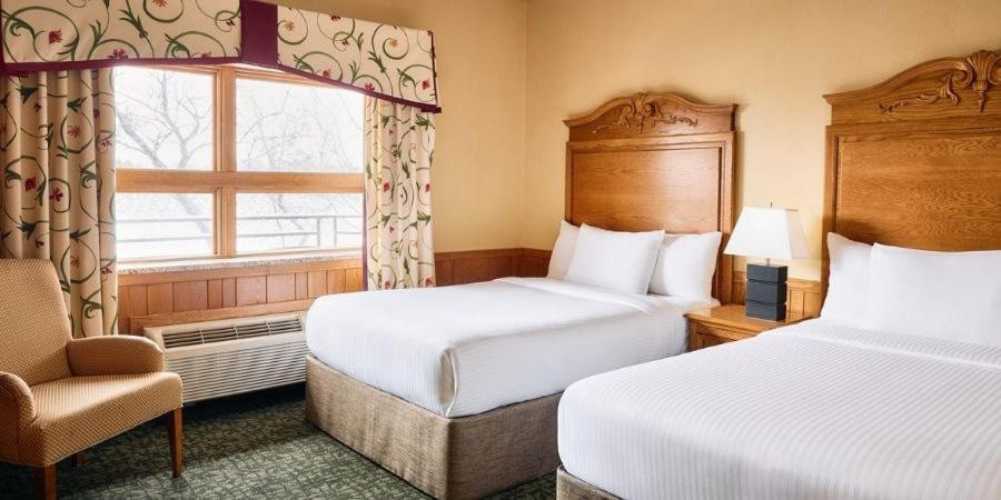 Deluxe Double Room,1689862896:JPEG