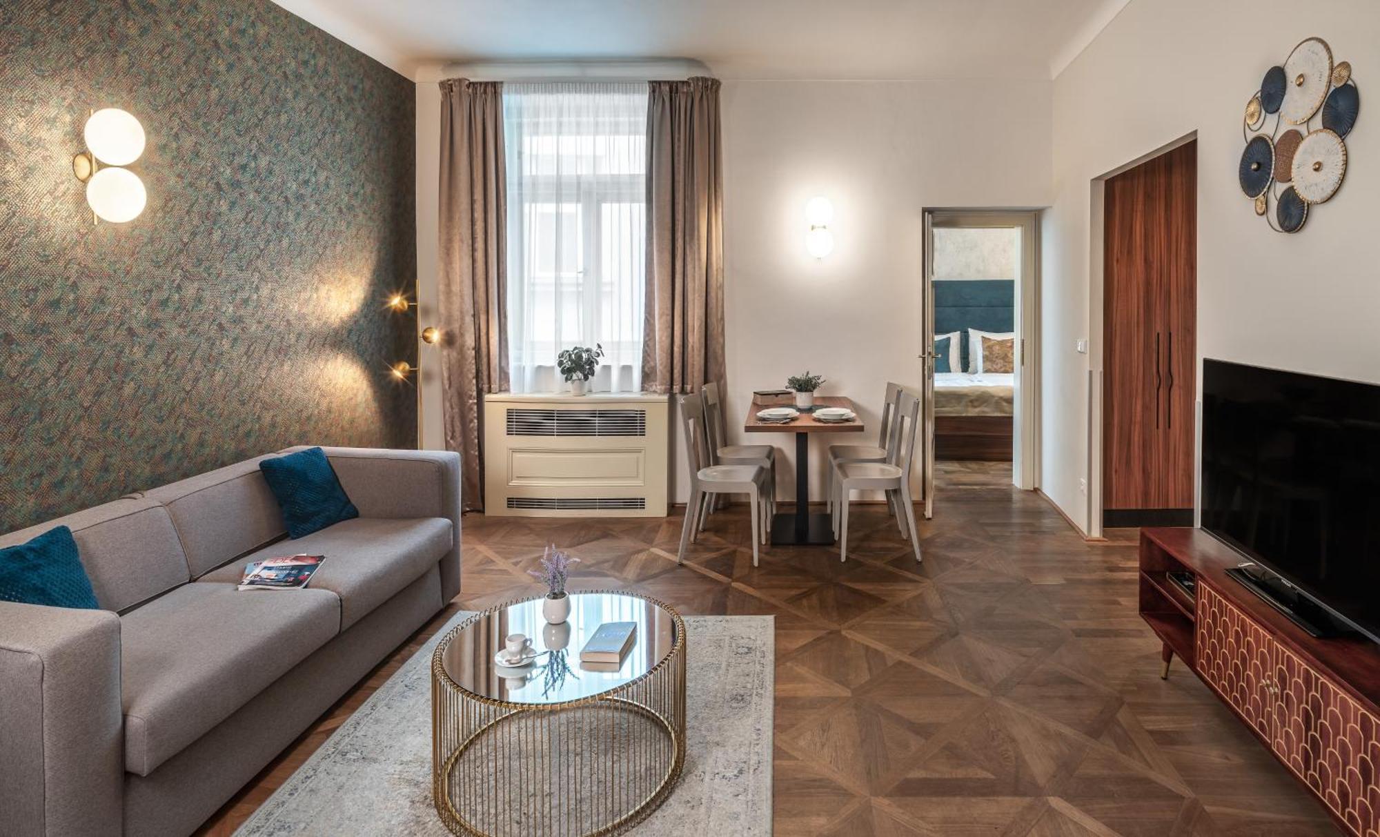 Deluxe Apartment,1692139362:JPEG