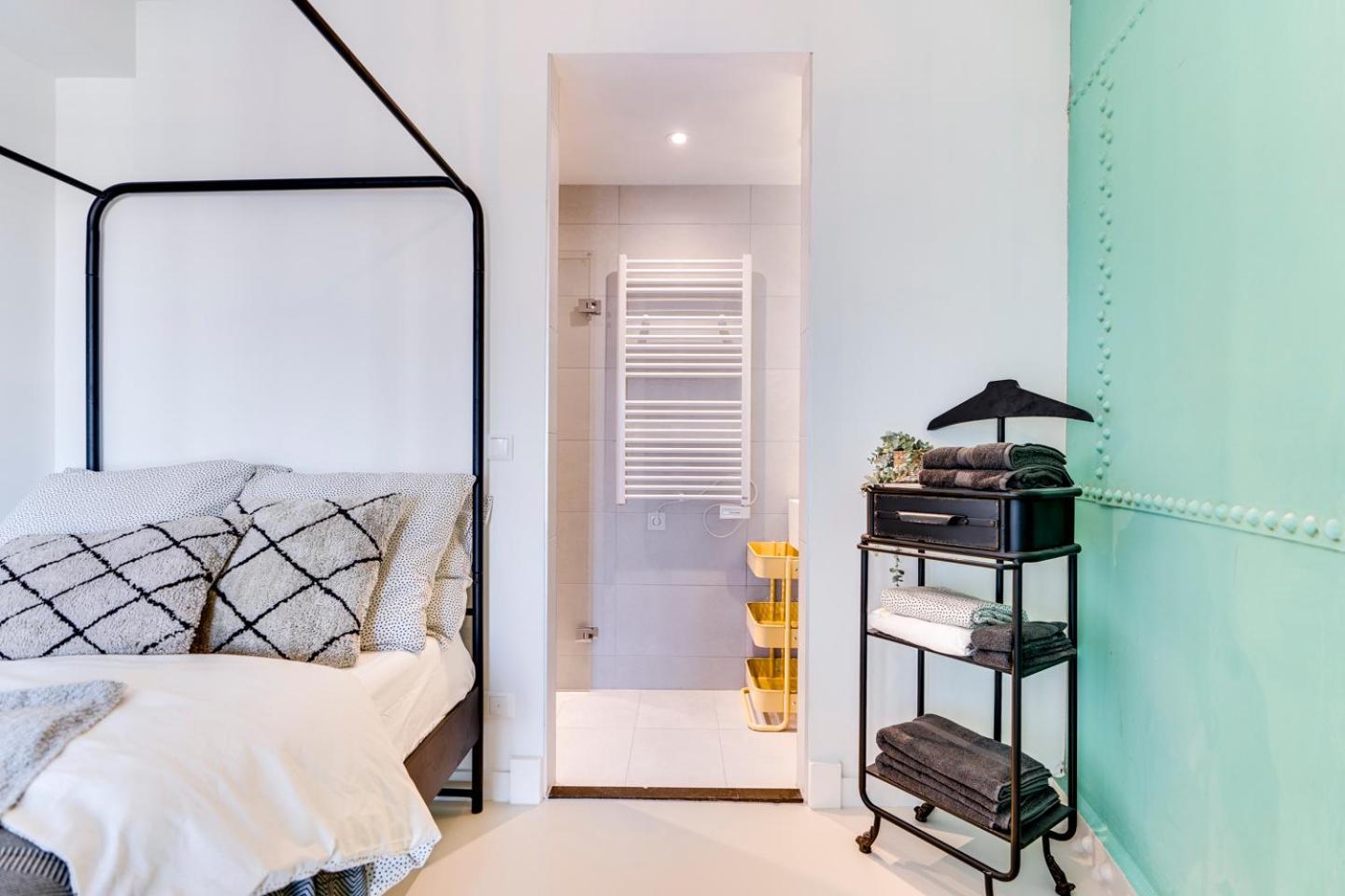 Two-Bedroom Apartment,1697393401:JPEG