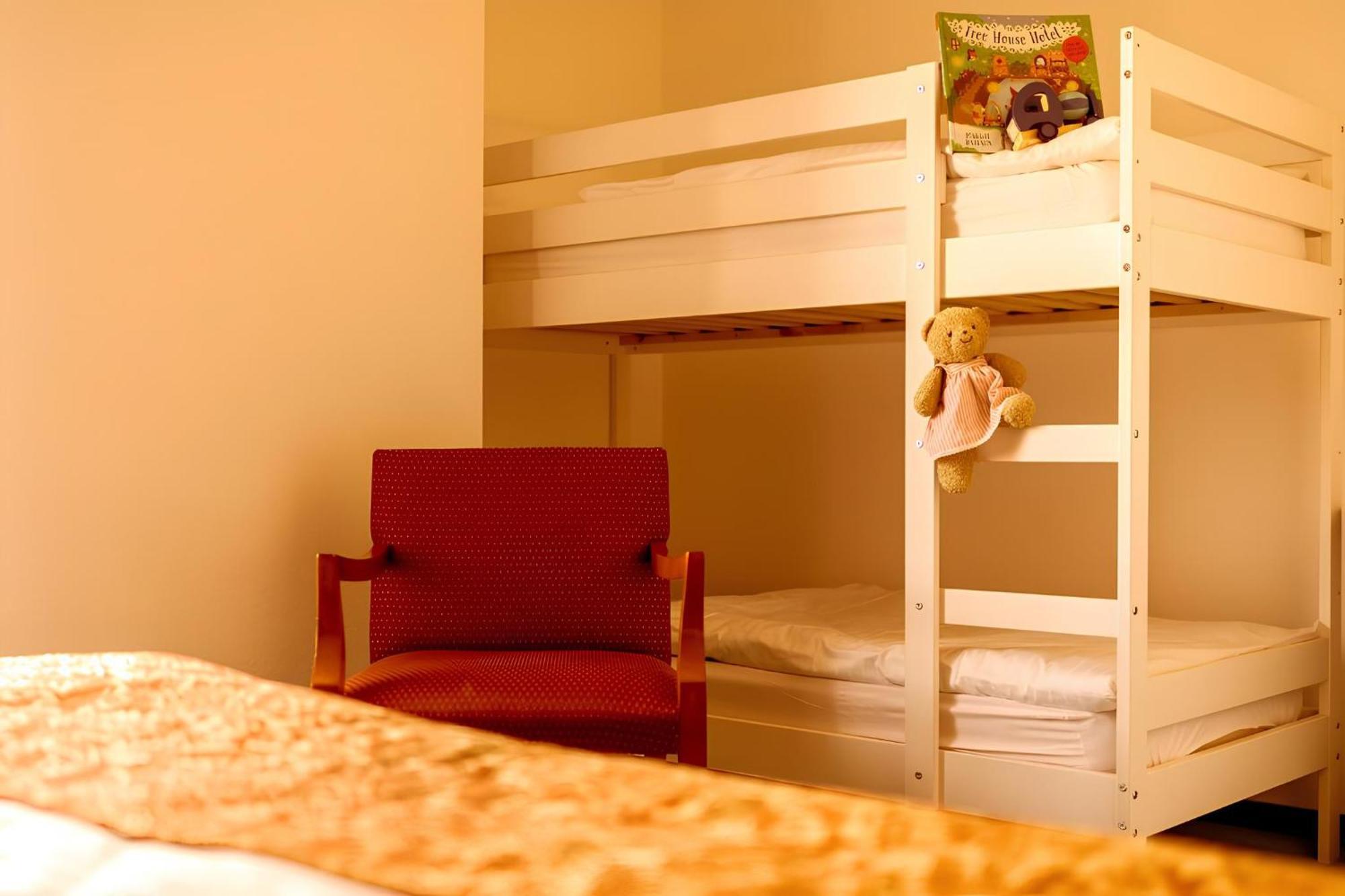 Quadruple Room Bunk Beds,1703548035:JPEG