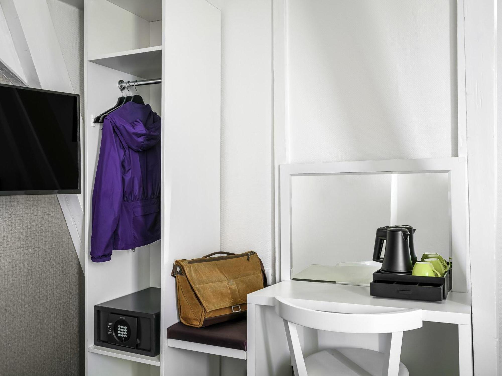 Dachzimmer mit 2 Einzelbetten – eingeschränkter Aufzugzugang