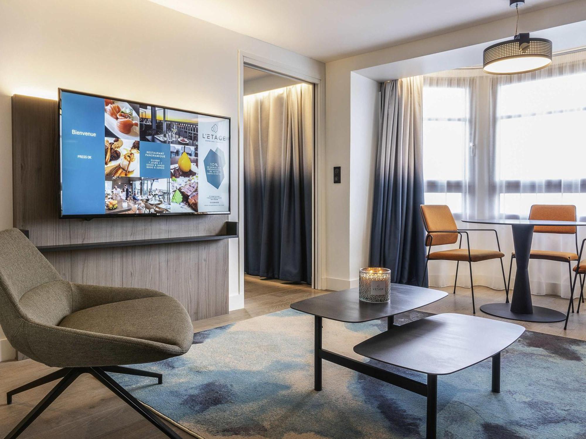 Executive King Suite with Sofa Bed and Sea View,1723038152:JPEG